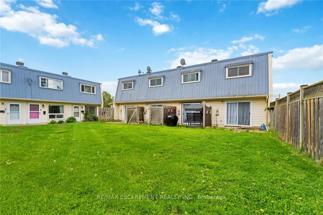 Photo 29 of Unit 10, 8646 Willoughby Drive, Niagara Falls, Chippawa — HOMEH