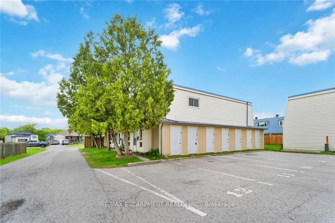 Photo 32 of Unit 10, 8646 Willoughby Drive, Niagara Falls, Chippawa — HOMEH