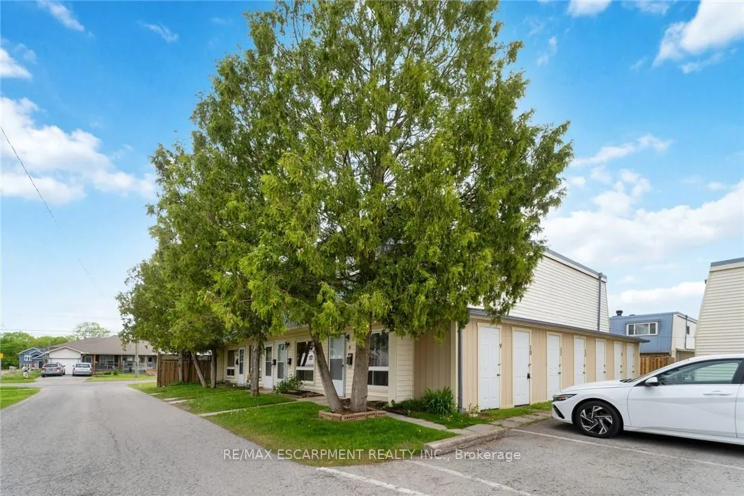 Photo 34 of Unit 10, 8646 Willoughby Drive, Niagara Falls, Chippawa — HOMEH