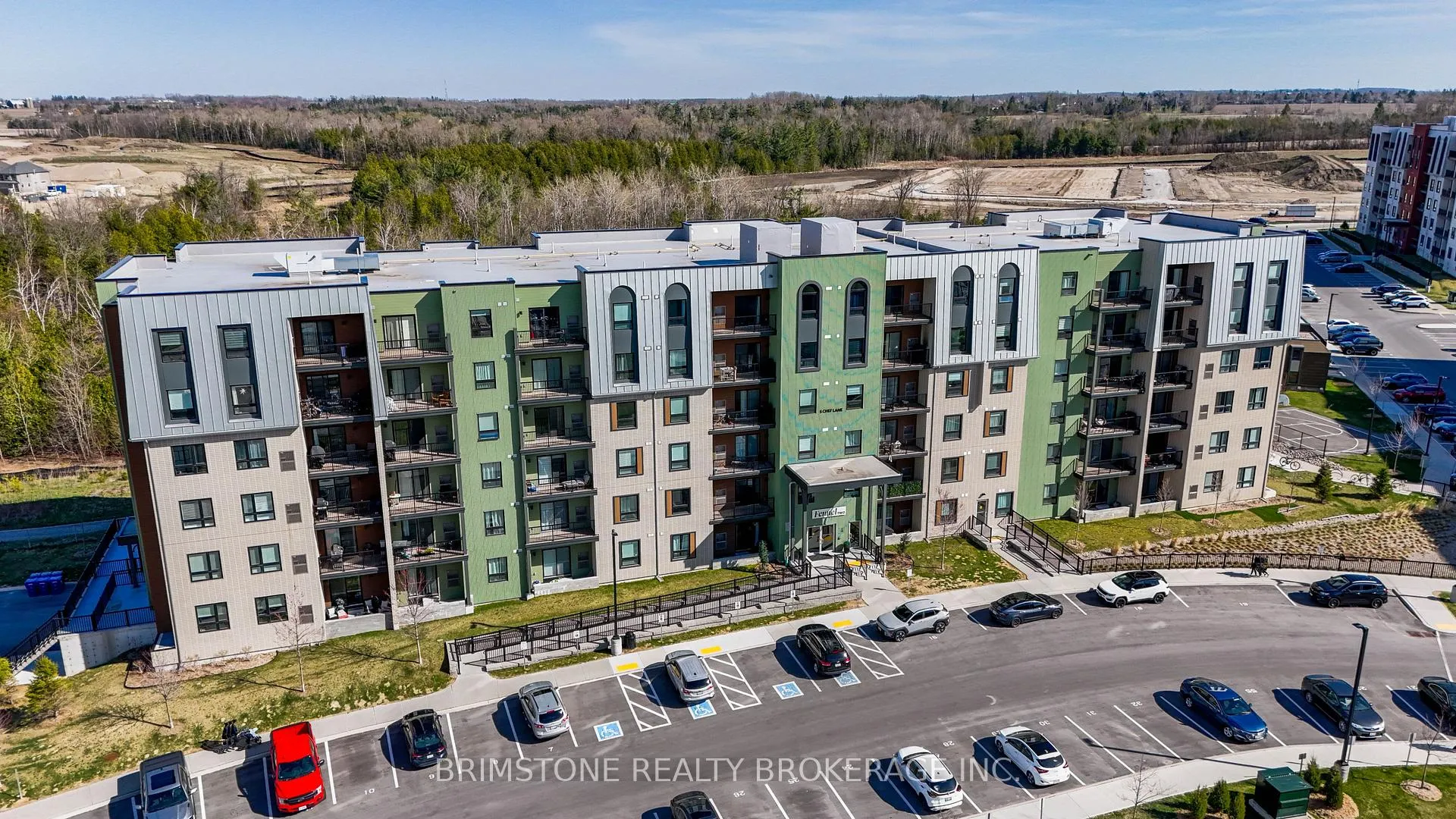 Photo 1 of Unit 502, 5 chef Lane, Barrie, Rural Barrie Southeast — HOMEH