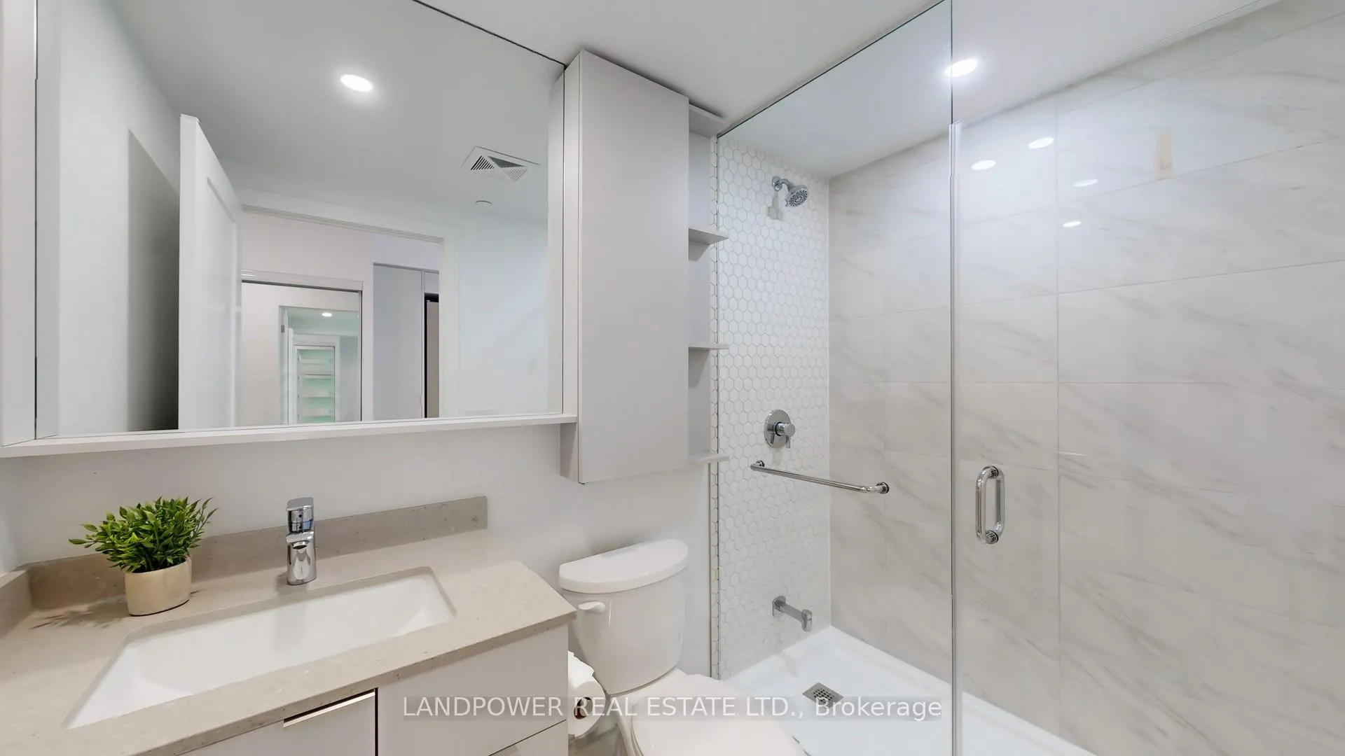 Photo 12 of Unit 609, 8 Cedarland Drive, Markham, Unionville — HOMEH