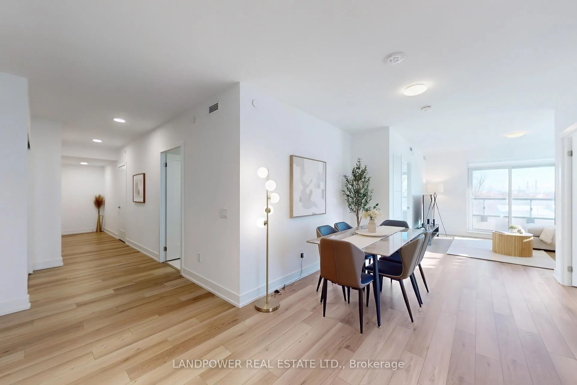Photo 15 of Unit 609, 8 Cedarland Drive, Markham, Unionville — HOMEH
