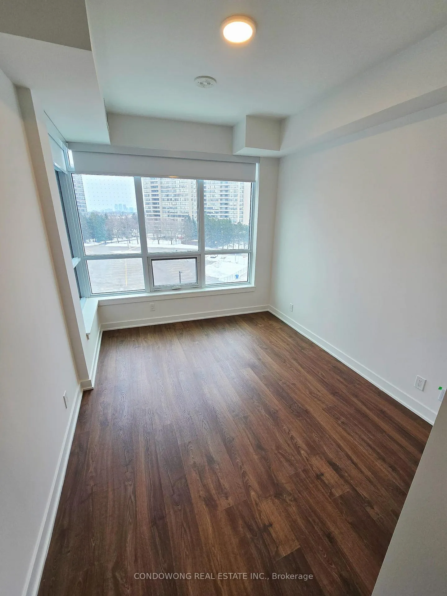Photo 13 of Unit 311A, 30 Upper Mall Way, Vaughan, Brownridge — HOMEH