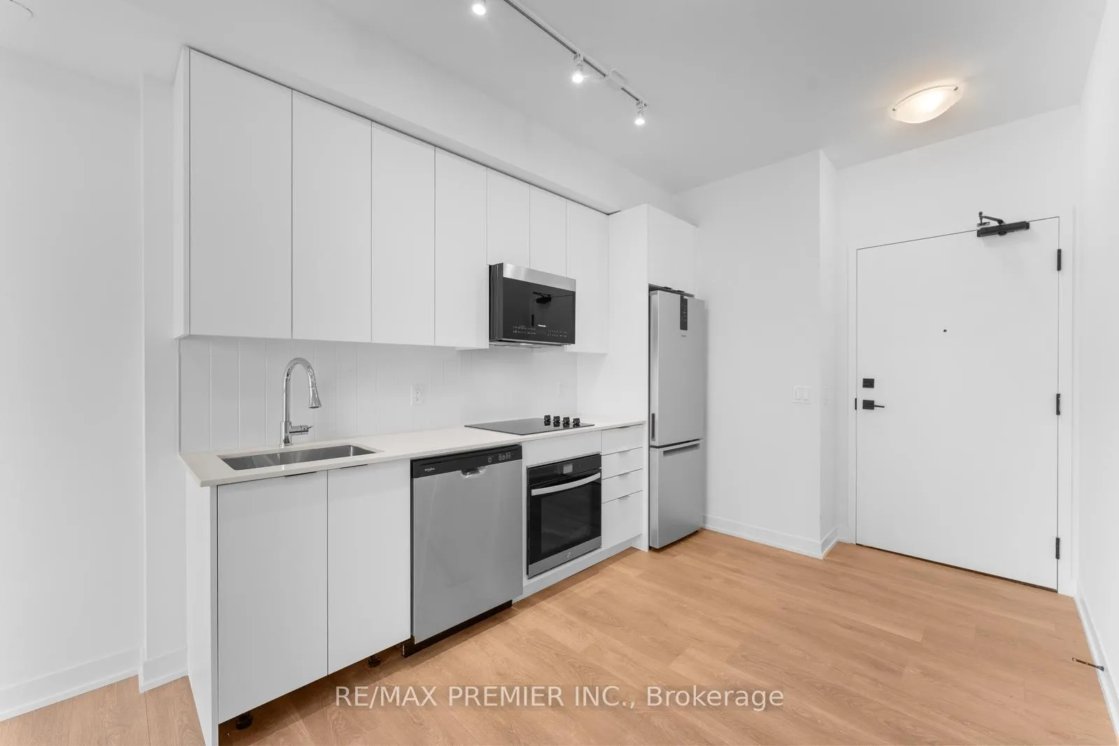 Photo 9 of Unit 1319, 10 Abeja Street, Vaughan, Concord — HOMEH