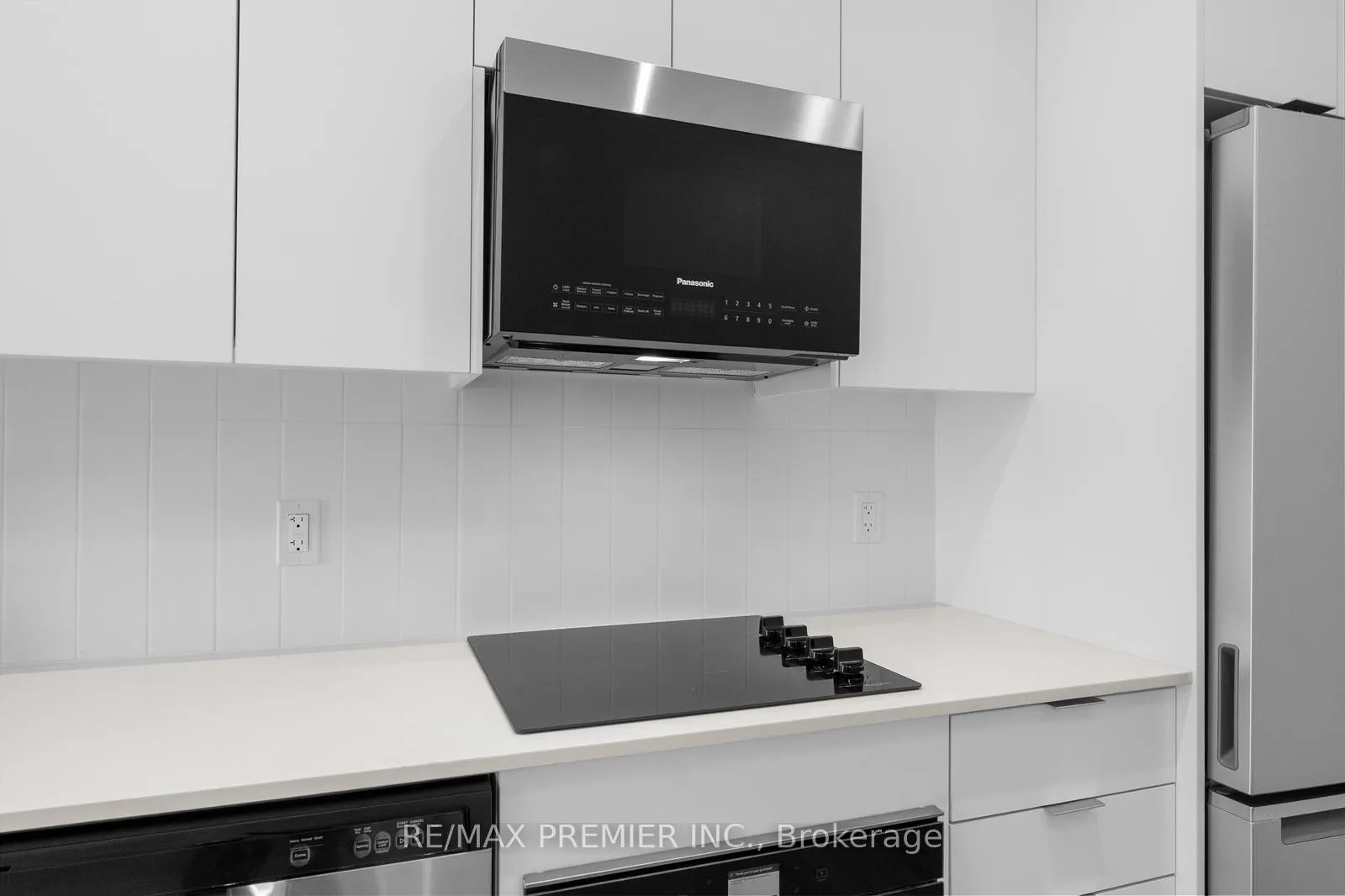 Photo 11 of Unit 1319, 10 Abeja Street, Vaughan, Concord — HOMEH