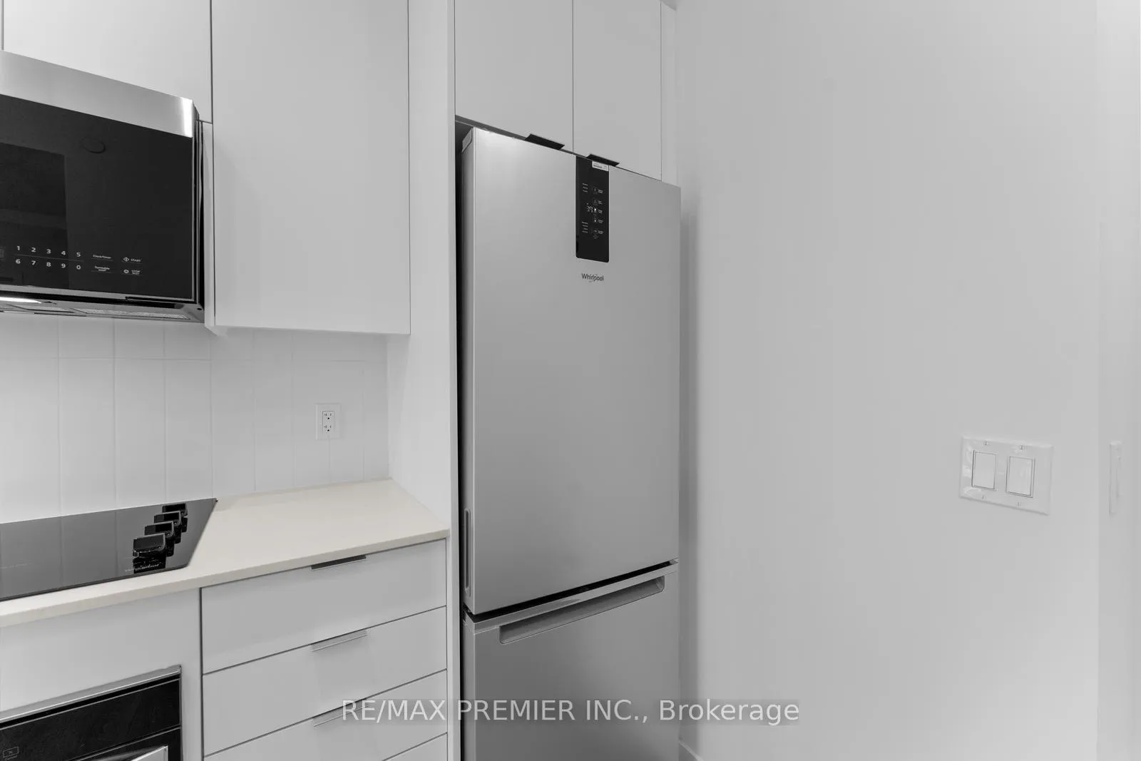 Photo 12 of Unit 1319, 10 Abeja Street, Vaughan, Concord — HOMEH