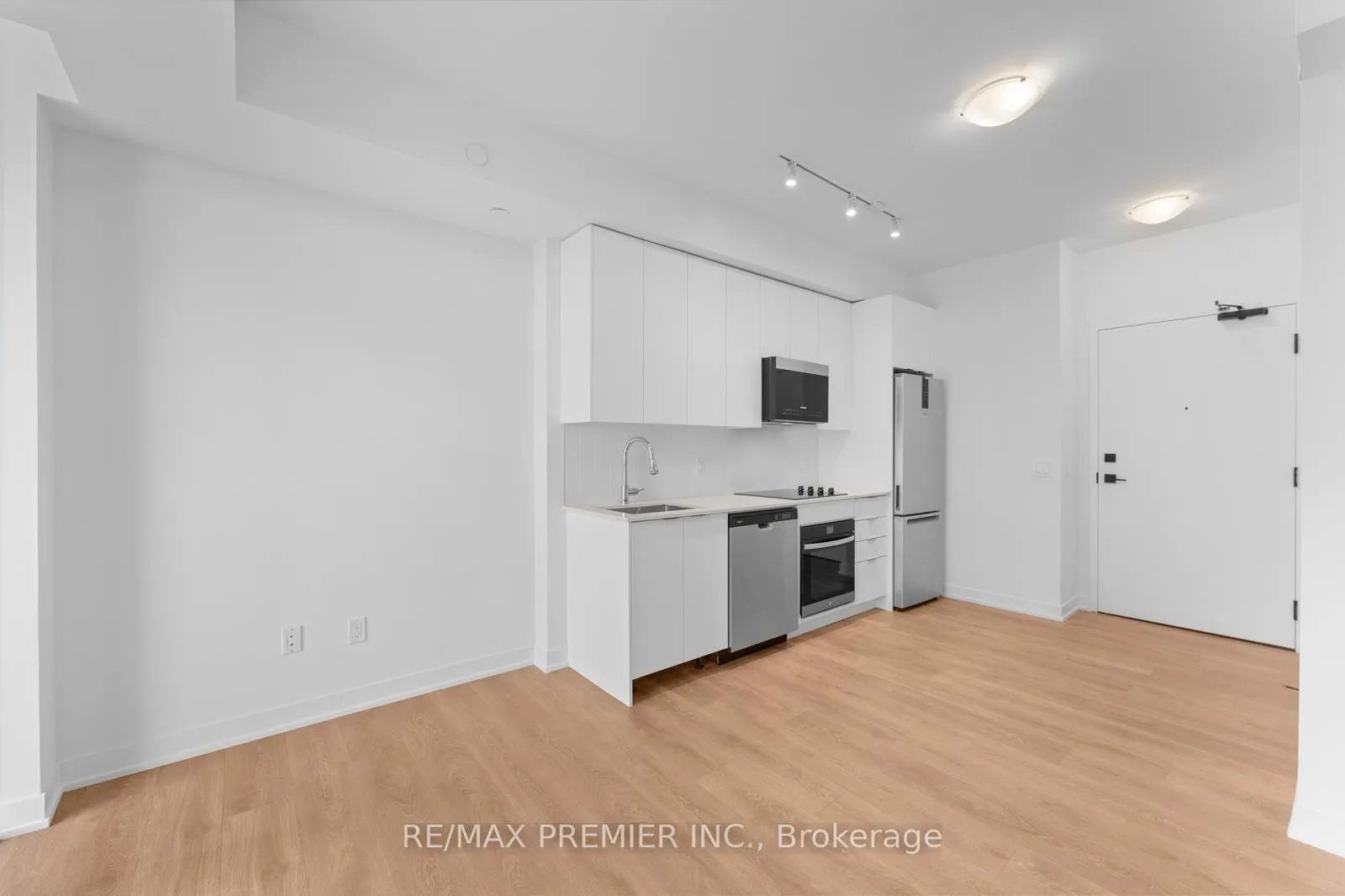 Photo 13 of Unit 1319, 10 Abeja Street, Vaughan, Concord — HOMEH