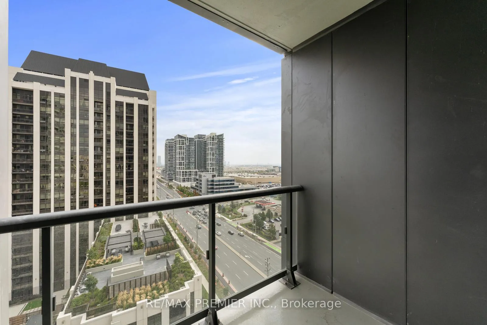 Photo 25 of Unit 1319, 10 Abeja Street, Vaughan, Concord — HOMEH
