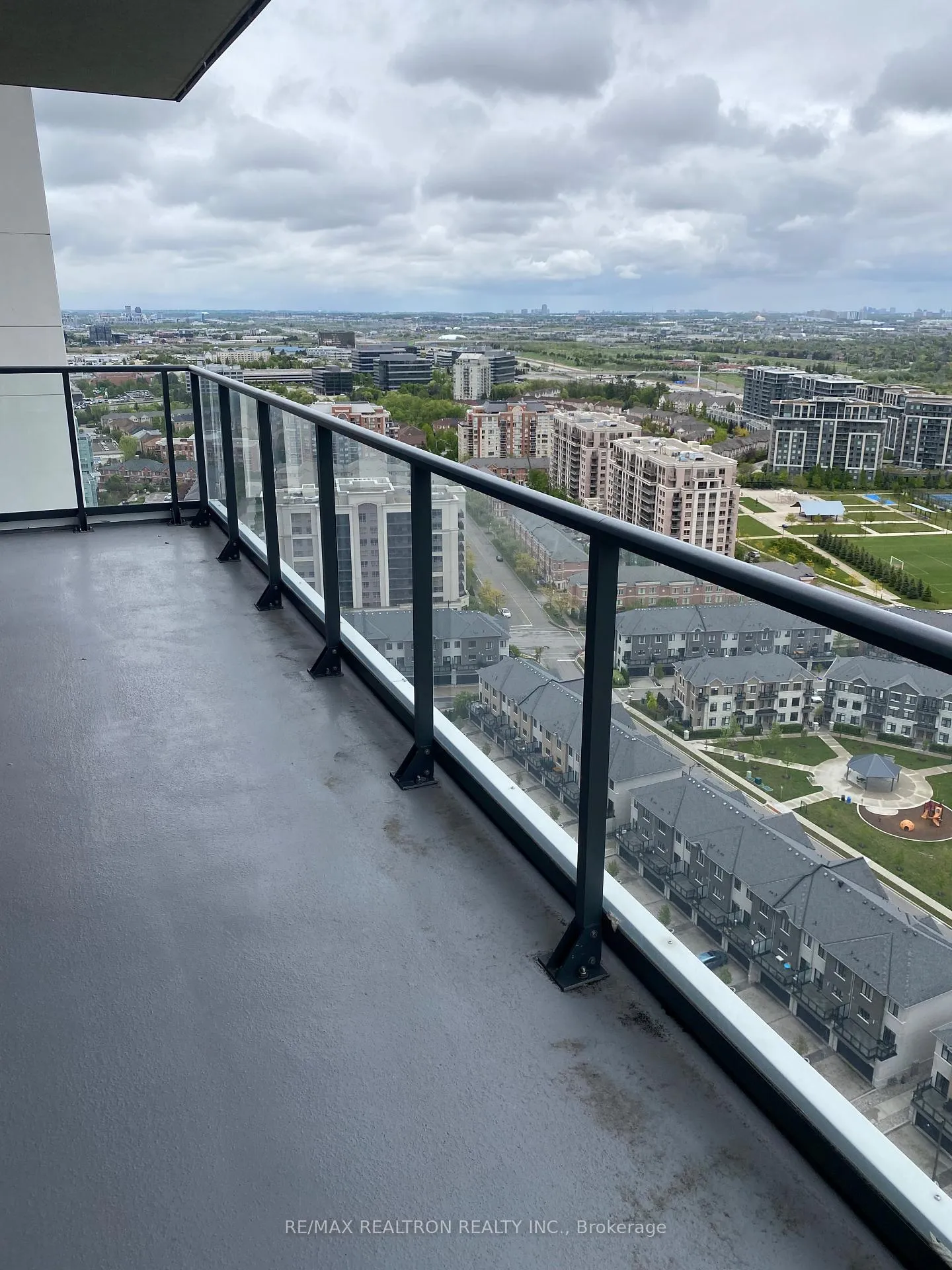 Photo 13 of Unit 2809, 12 Gandhi Lane, Markham, Commerce Valley — HOMEH