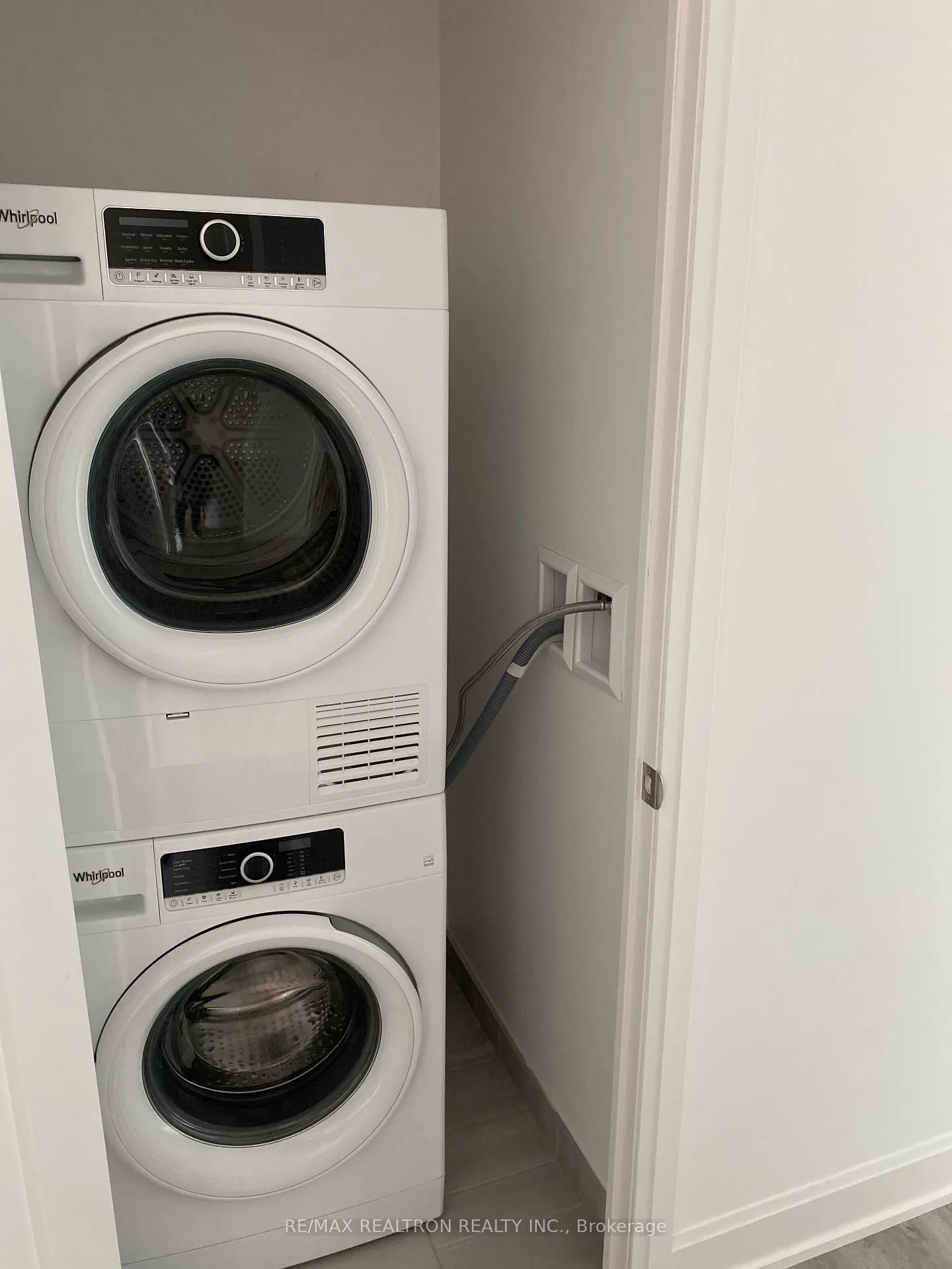 Photo 15 of Unit 2809, 12 Gandhi Lane, Markham, Commerce Valley — HOMEH