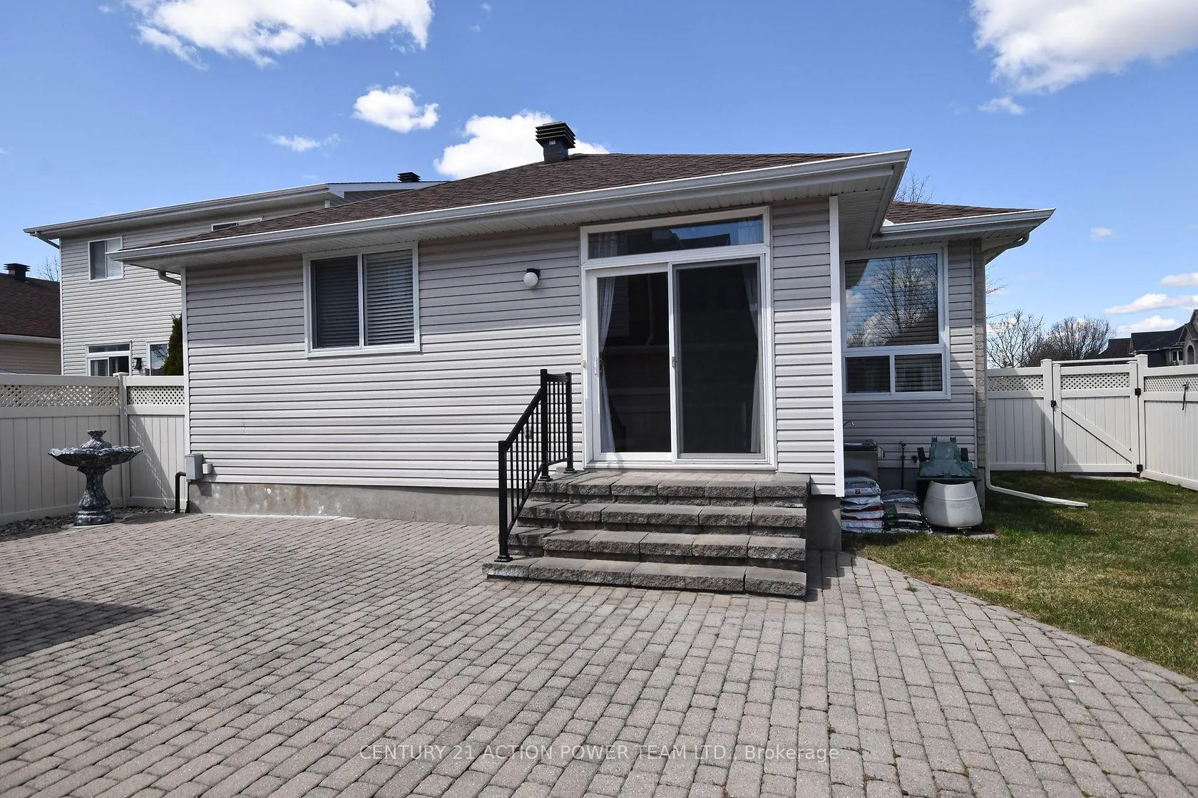 Photo 32 of 1969 Loasa Lane, Ottawa, Springridge/East Village — HOMEH
