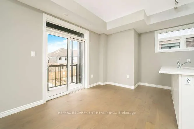 Photo 5 of Unit 38, 76 Wheat Lane, Kitchener — HOMEH