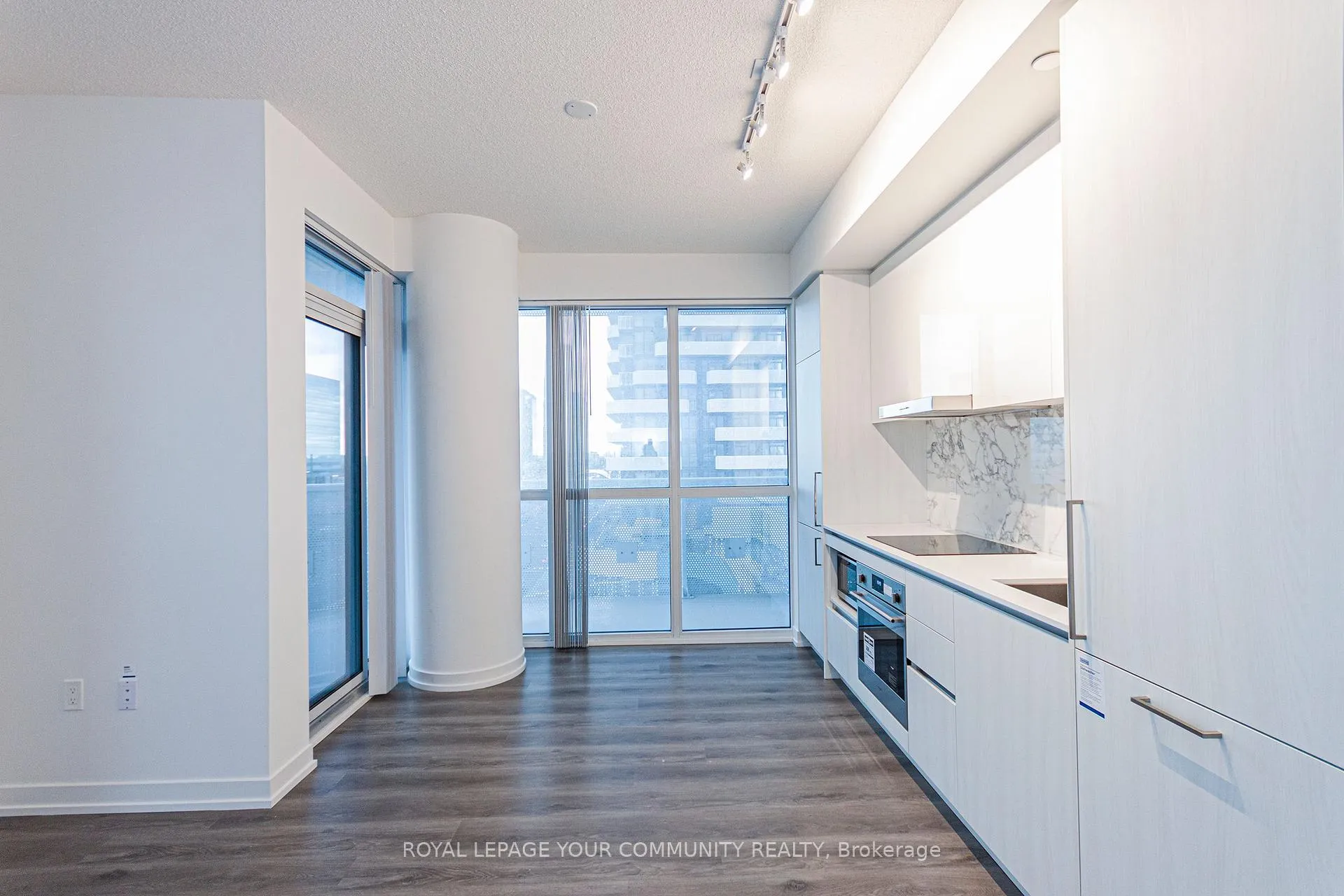 Photo 9 of Unit 712, 225 Commerce Street, Vaughan, Vaughan Corporate Centre — HOMEH