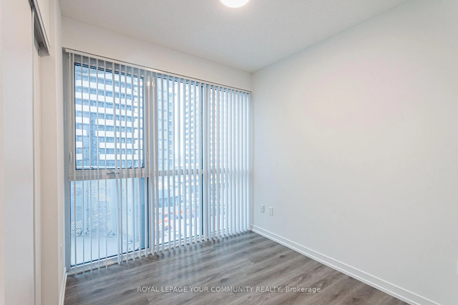 Photo 21 of Unit 712, 225 Commerce Street, Vaughan, Vaughan Corporate Centre — HOMEH