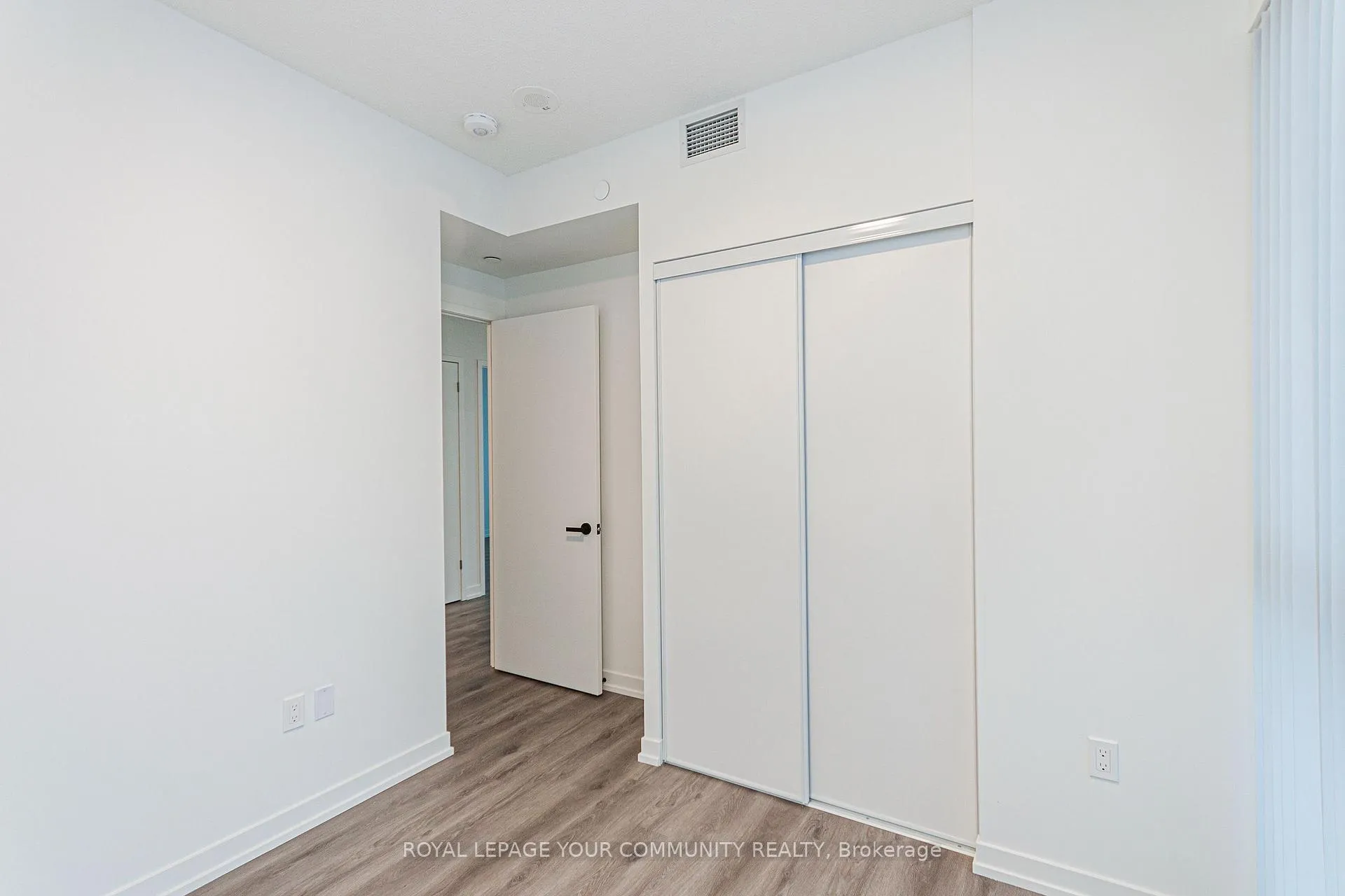 Photo 22 of Unit 712, 225 Commerce Street, Vaughan, Vaughan Corporate Centre — HOMEH