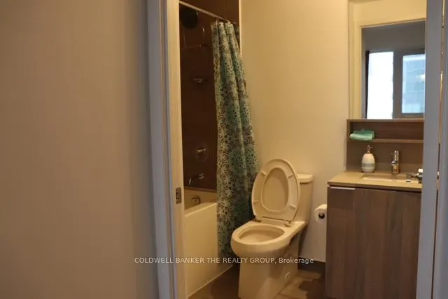 Photo 10 of Unit 5205, 950 Portage Parkway, Vaughan, Vaughan Corporate Centre — HOMEH