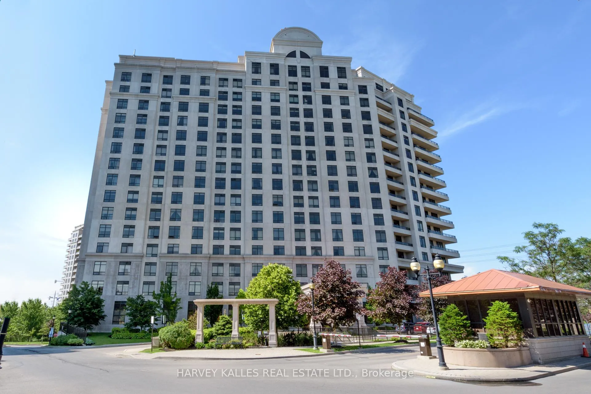 Photo 1 of Unit 714, 9235 Jane Street, Vaughan, Maple — HOMEH