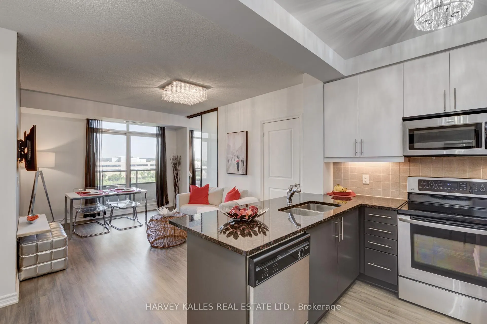 Photo 2 of Unit 714, 9235 Jane Street, Vaughan, Maple — HOMEH
