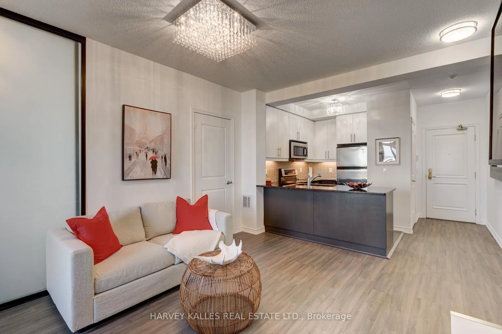Photo 5 of Unit 714, 9235 Jane Street, Vaughan, Maple — HOMEH