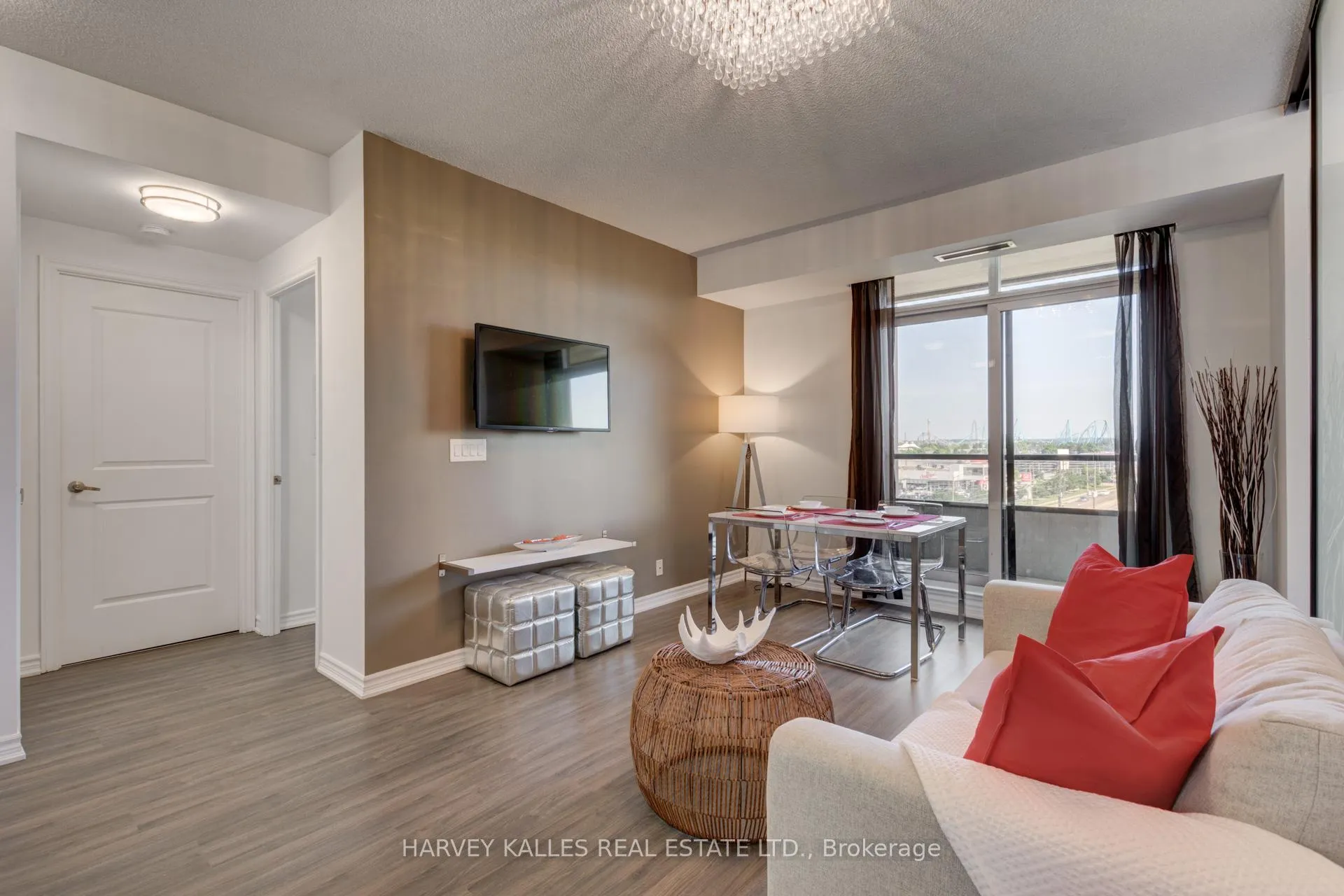 Photo 6 of Unit 714, 9235 Jane Street, Vaughan, Maple — HOMEH