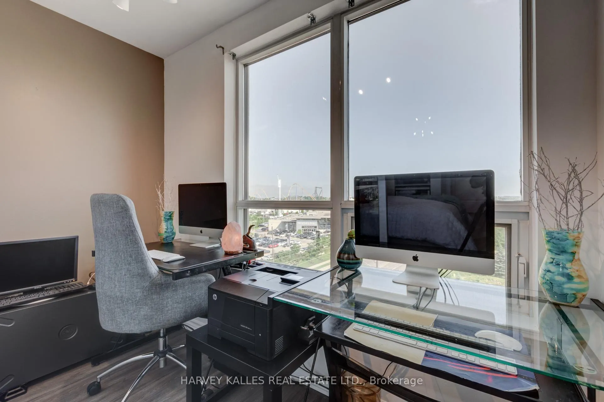 Photo 12 of Unit 714, 9235 Jane Street, Vaughan, Maple — HOMEH