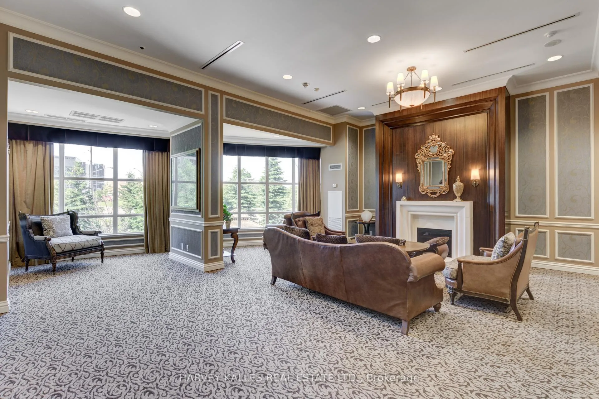 Photo 24 of Unit 714, 9235 Jane Street, Vaughan, Maple — HOMEH