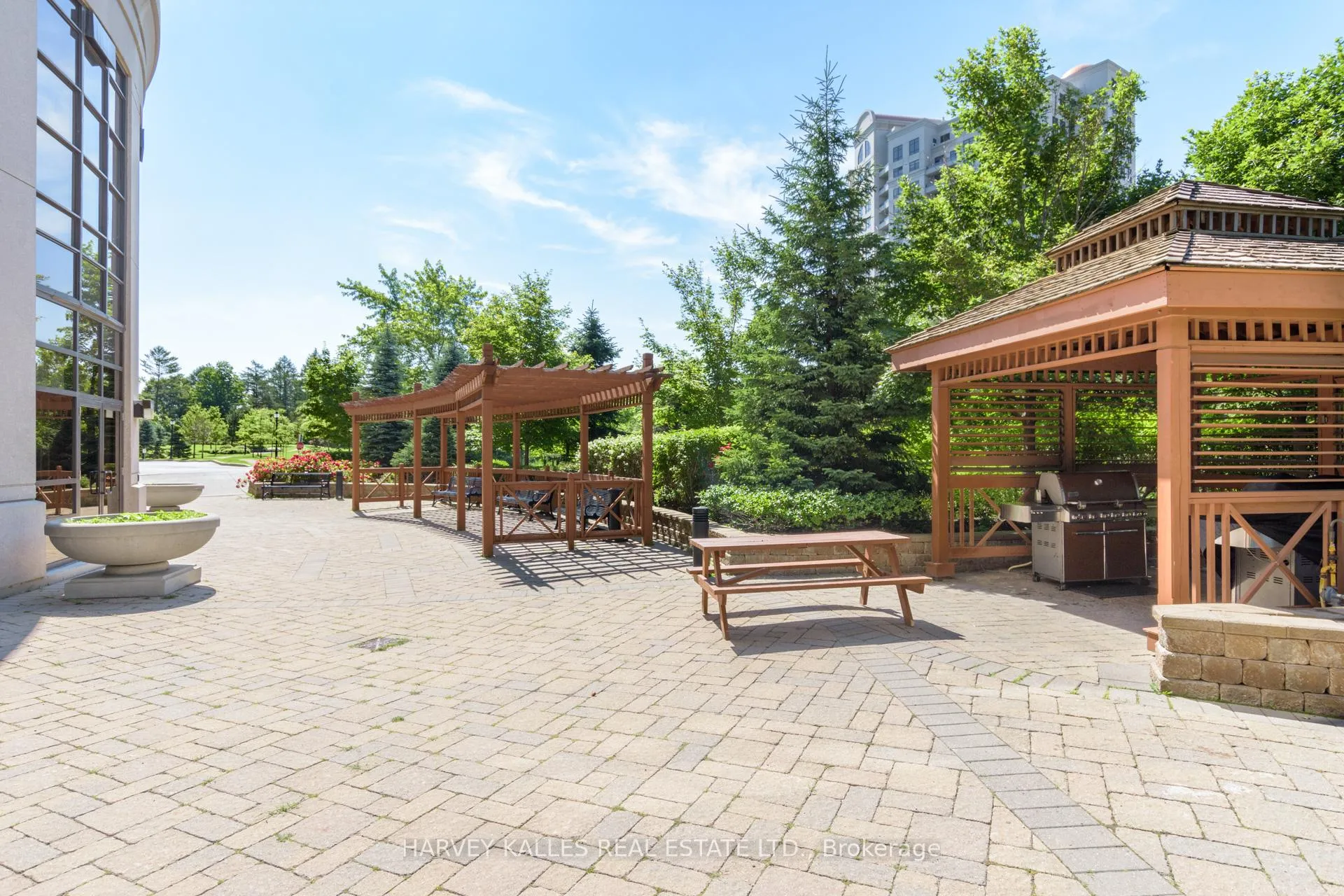 Photo 25 of Unit 714, 9235 Jane Street, Vaughan, Maple — HOMEH