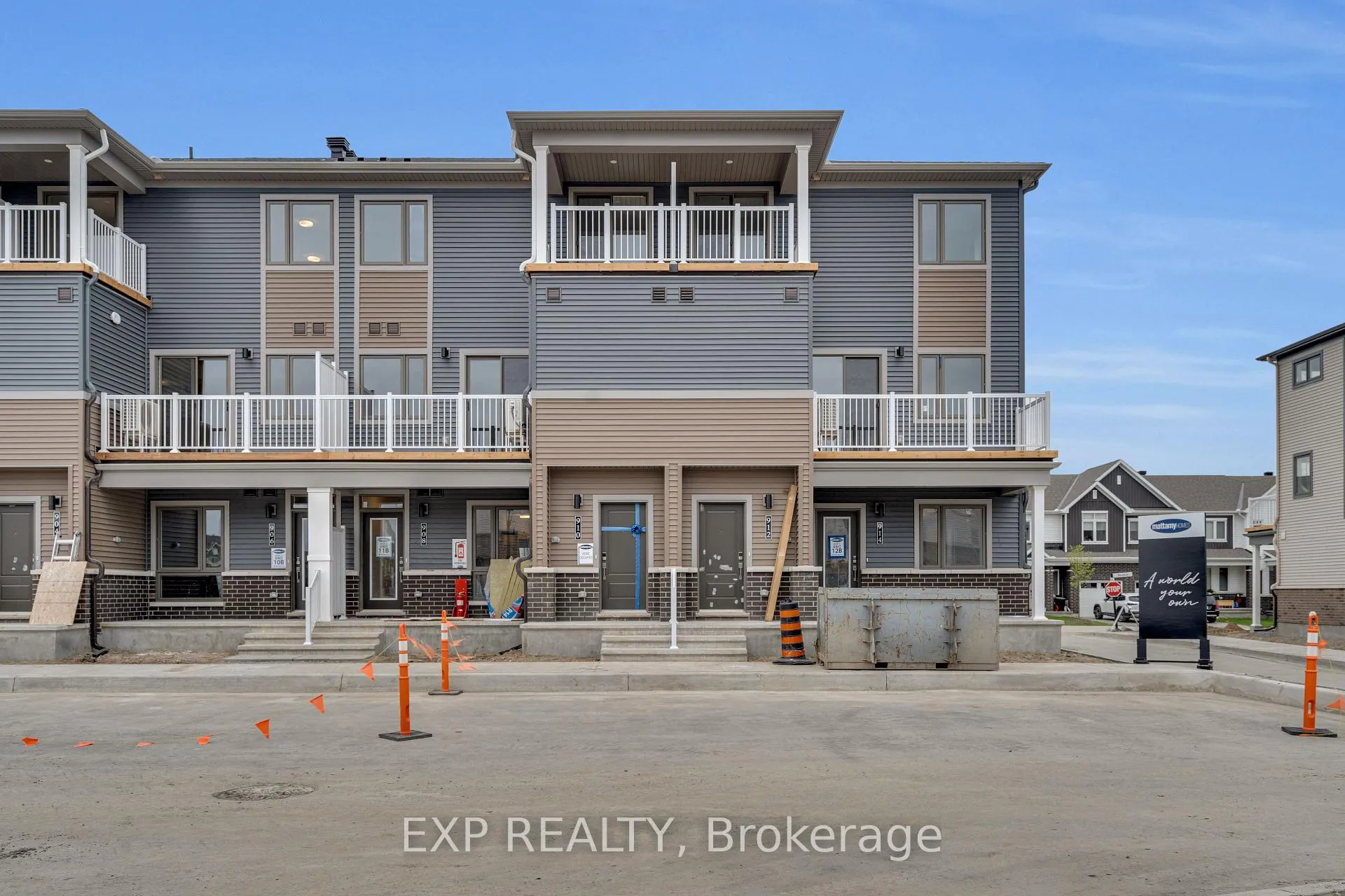 Photo 1 of 912 Lillian Freiman Private, Ottawa, Barrhaven - Half Moon Bay — HOMEH