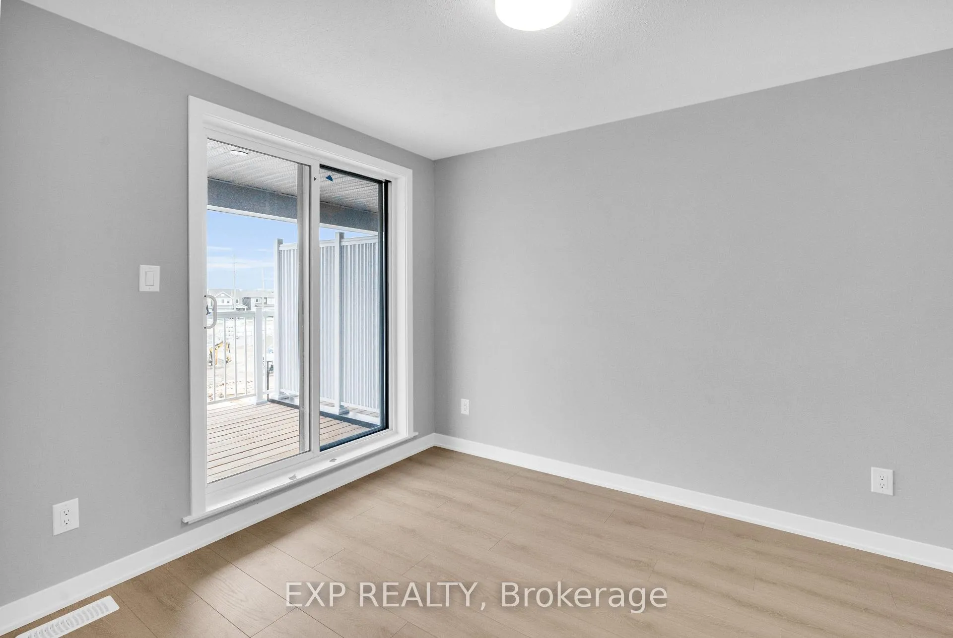 Photo 11 of 912 Lillian Freiman Private, Ottawa, Barrhaven - Half Moon Bay — HOMEH