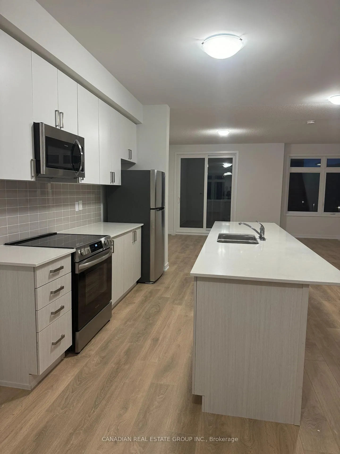 Photo 6 of Unit 403, 1865 Pickering Parkway, Pickering, Village East — HOMEH