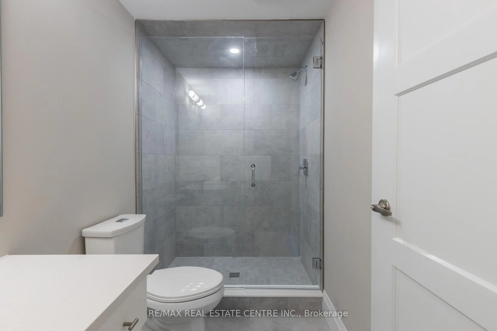 Photo 15 of Unit 419, 93 Arthur Street S, Guelph, St. Patrick's Ward — HOMEH