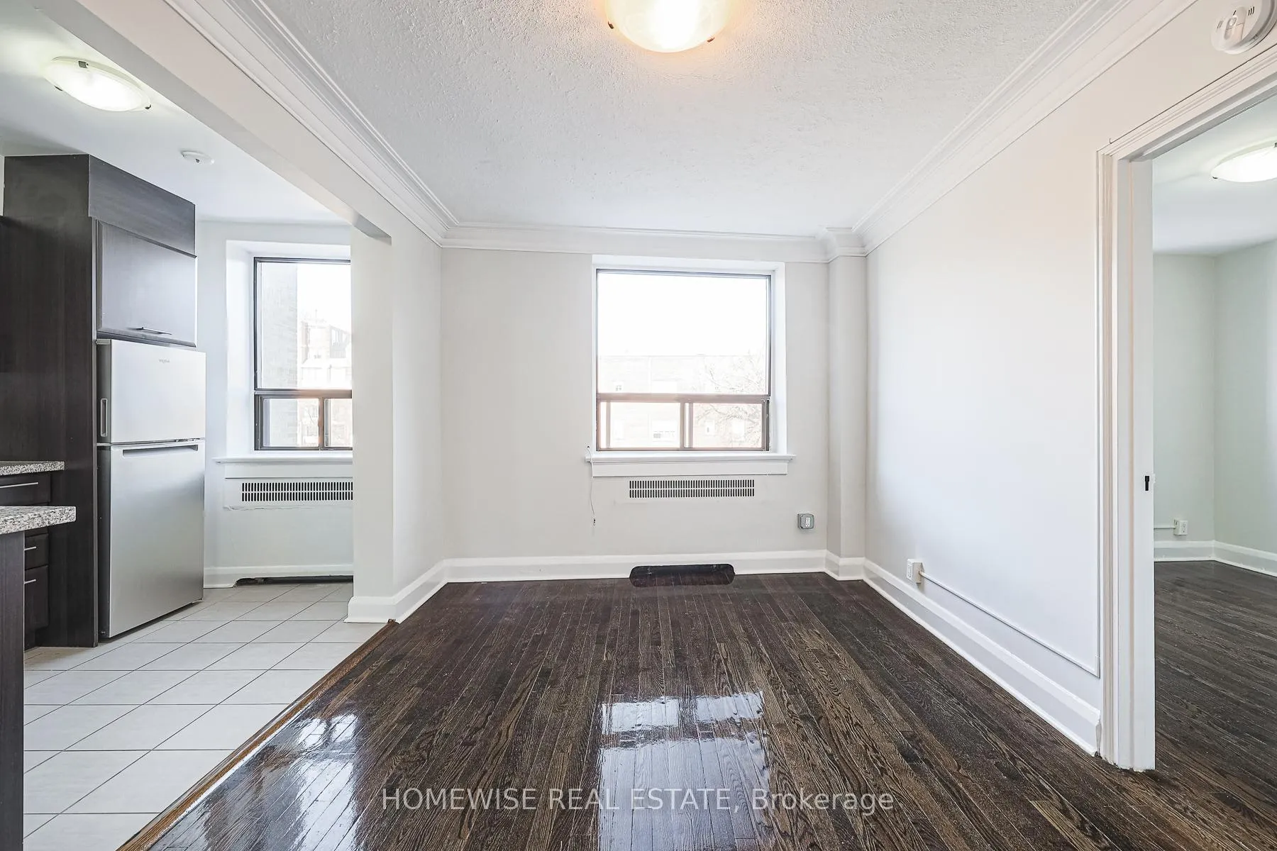 Photo 6 of Unit 203, 2837 Yonge Street, Toronto, Lawrence Park South — HOMEH