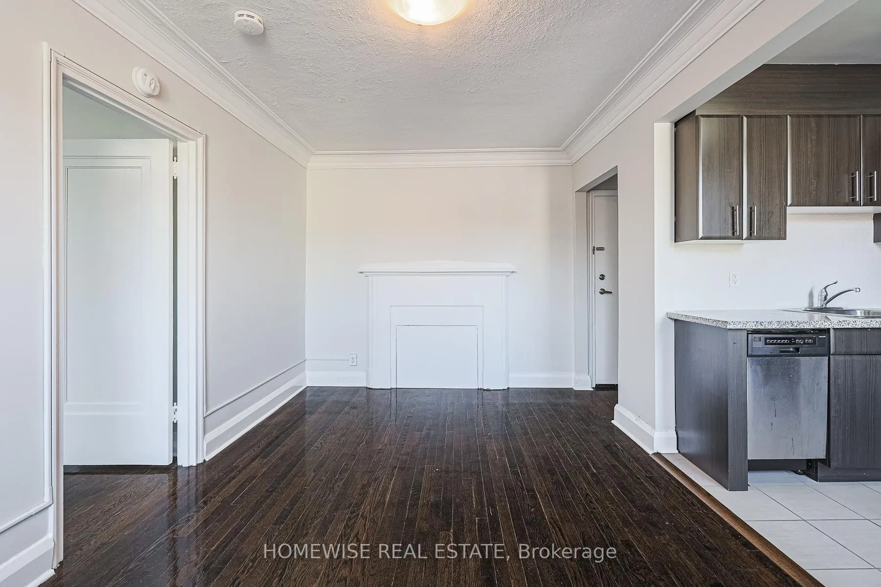 Photo 8 of Unit 203, 2837 Yonge Street, Toronto, Lawrence Park South — HOMEH