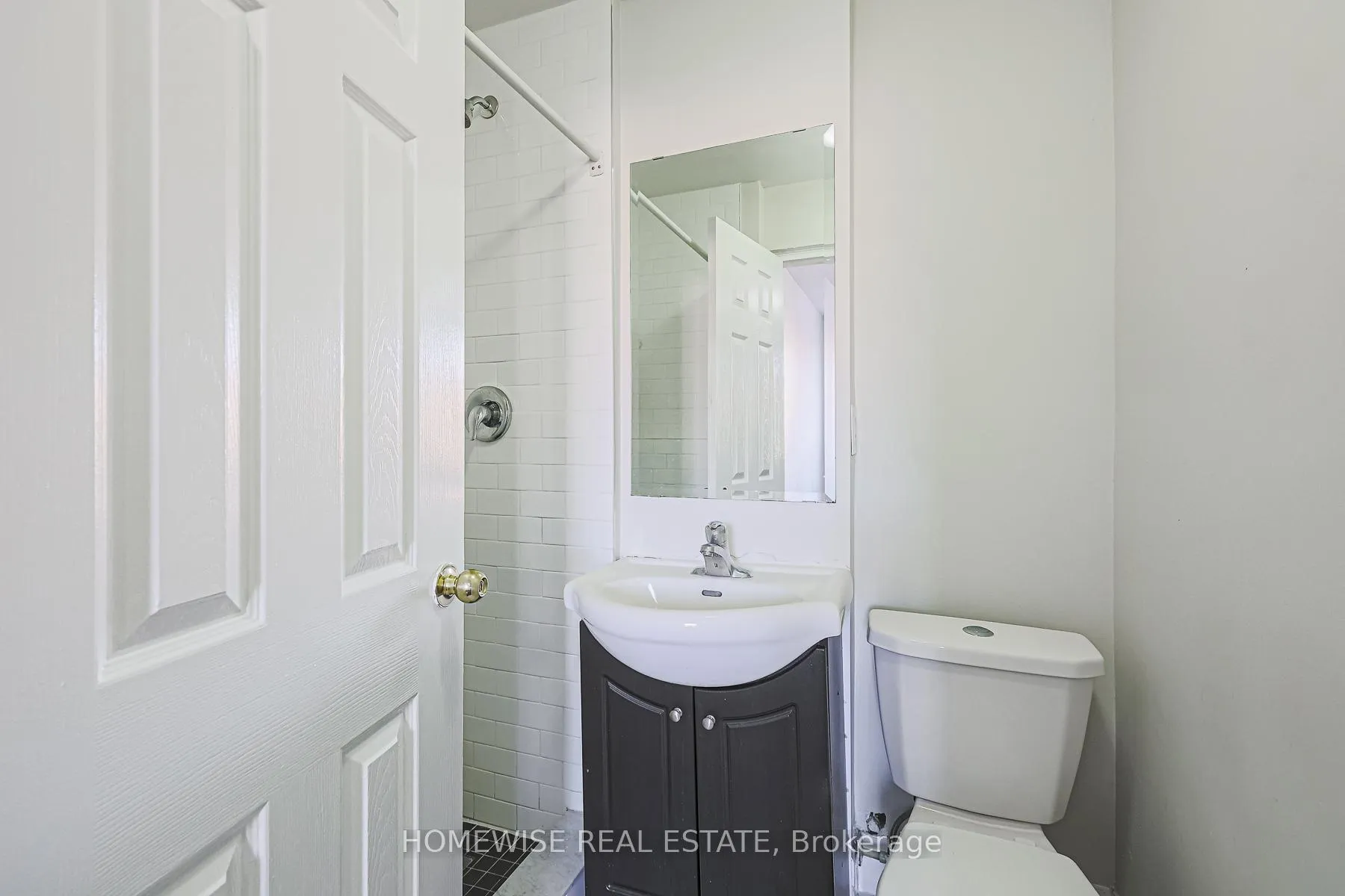 Photo 15 of Unit 203, 2837 Yonge Street, Toronto, Lawrence Park South — HOMEH