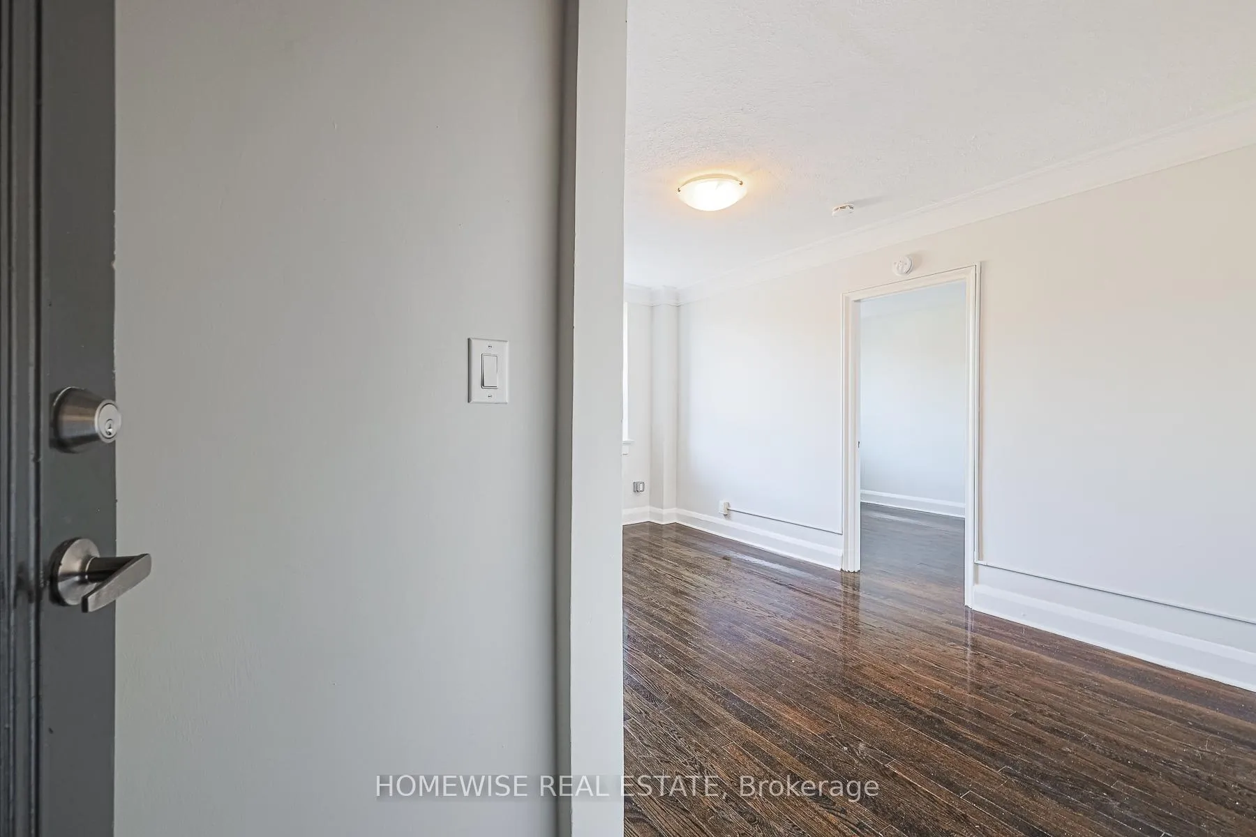 Photo 16 of Unit 203, 2837 Yonge Street, Toronto, Lawrence Park South — HOMEH