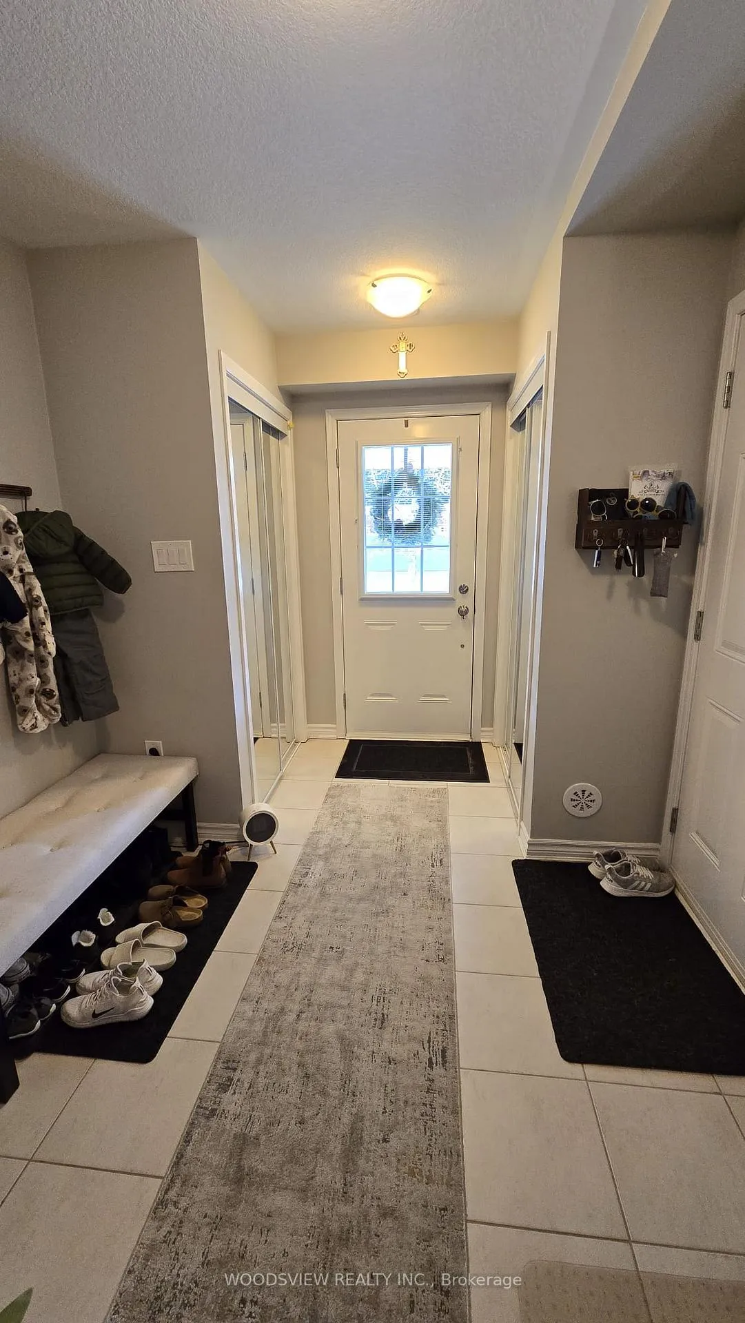 Photo 4 of Unit 14, 22 Spring Creek Drive, Hamilton, Waterdown — HOMEH