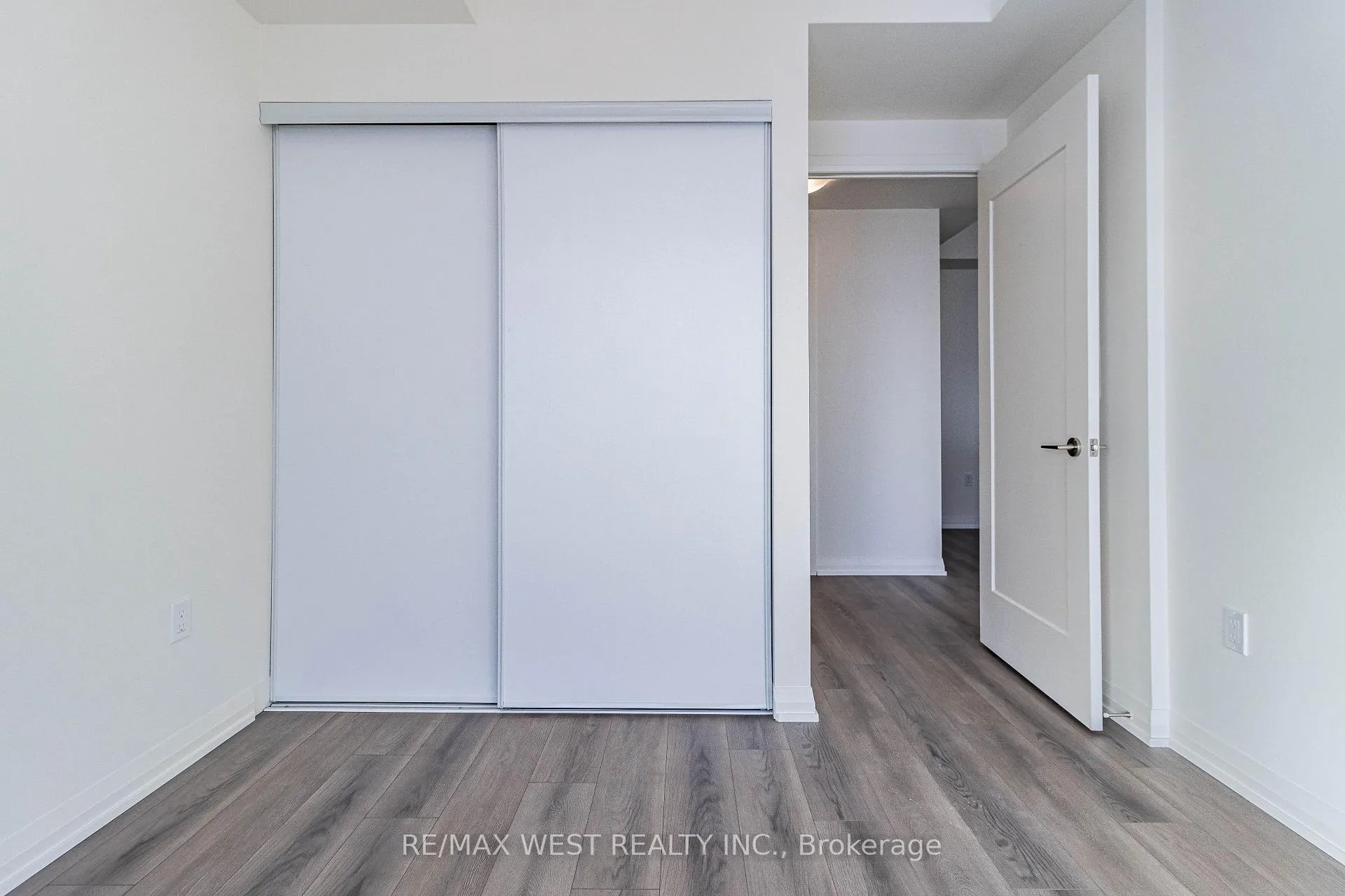 Photo 17 of Unit 820, 8960 Jane Street, Vaughan, Concord — HOMEH