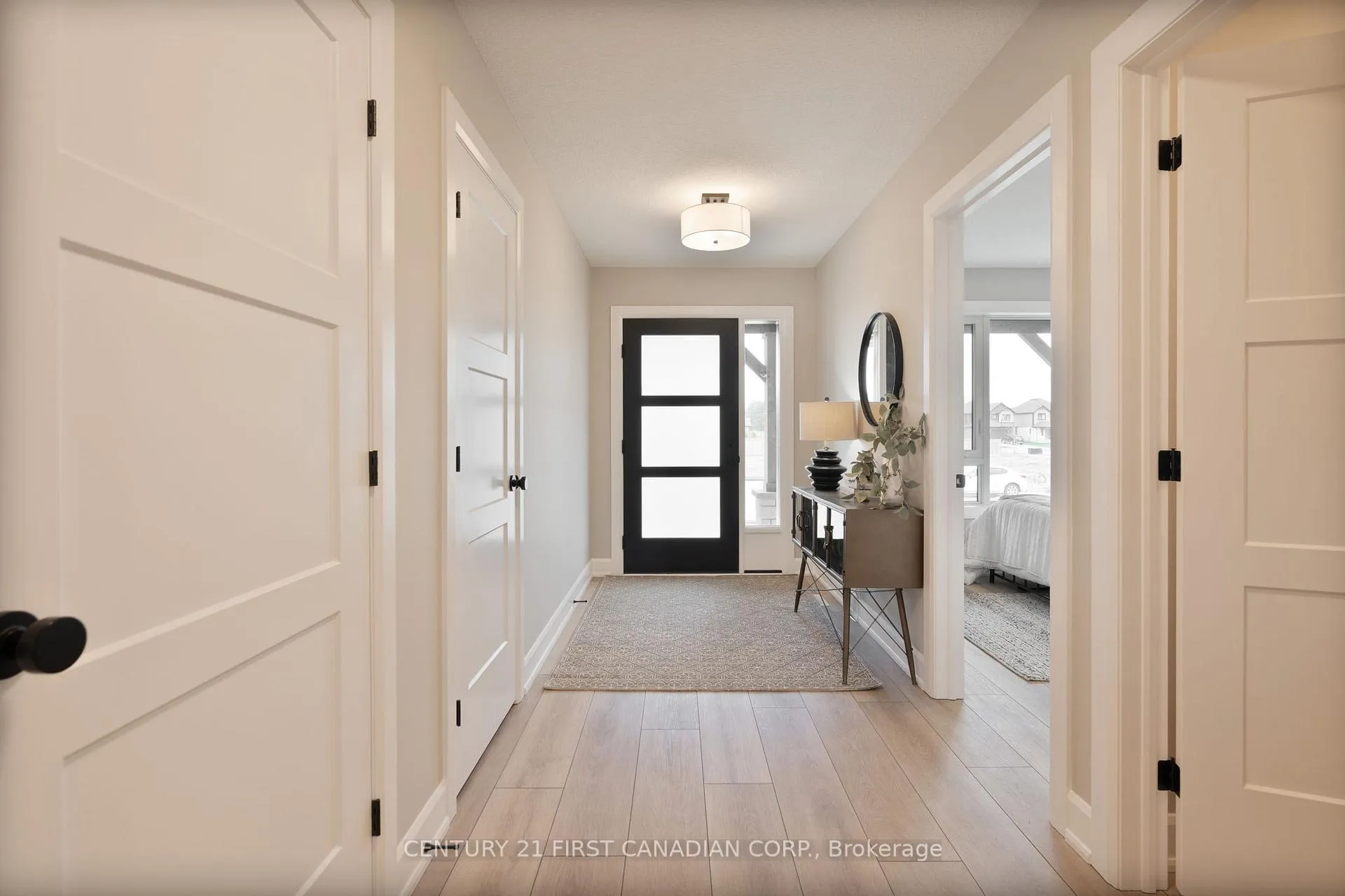 Photo 4 of 21 Hamilton Street, North Middlesex, Ailsa Craig — HOMEH