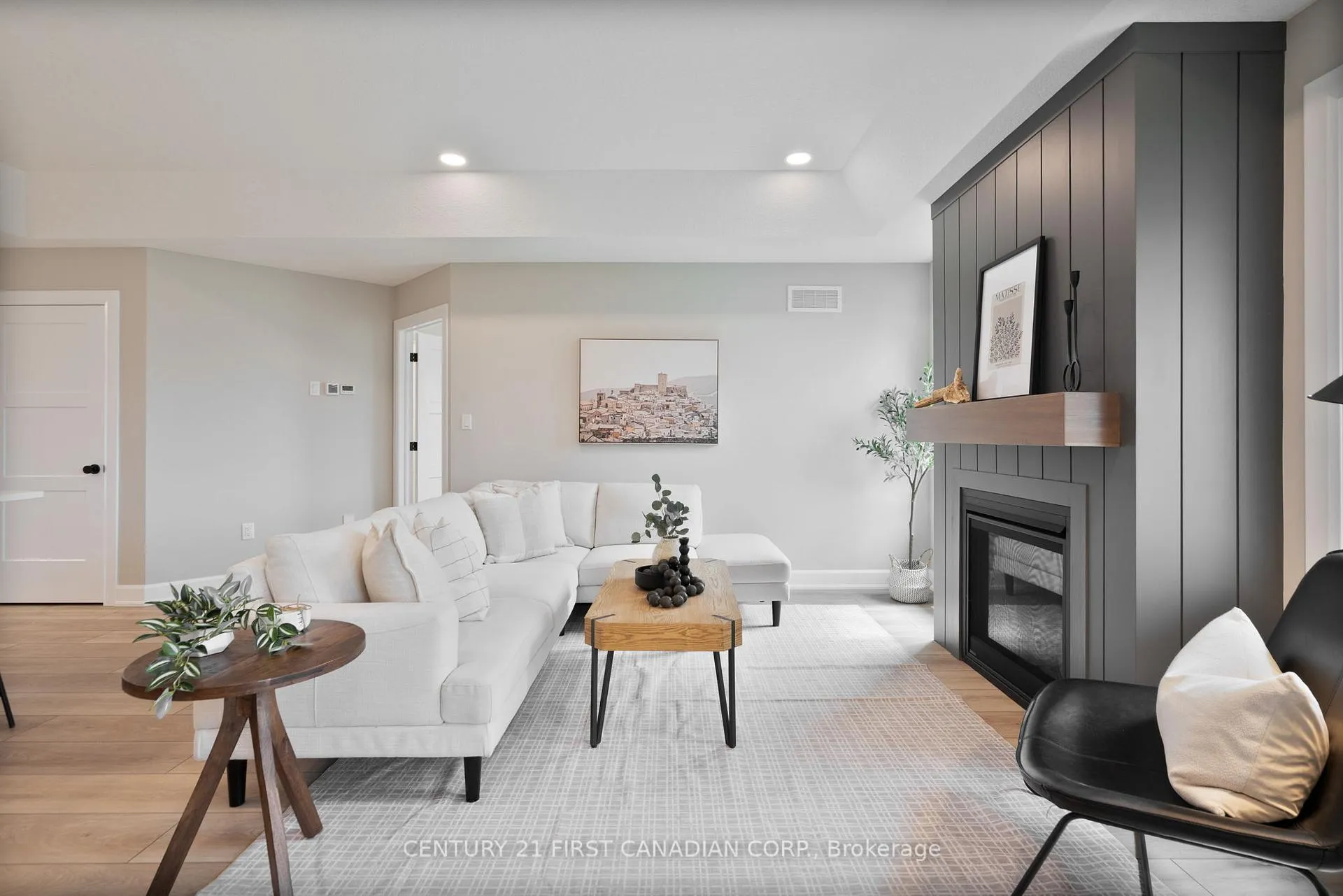 Photo 15 of 21 Hamilton Street, North Middlesex, Ailsa Craig — HOMEH