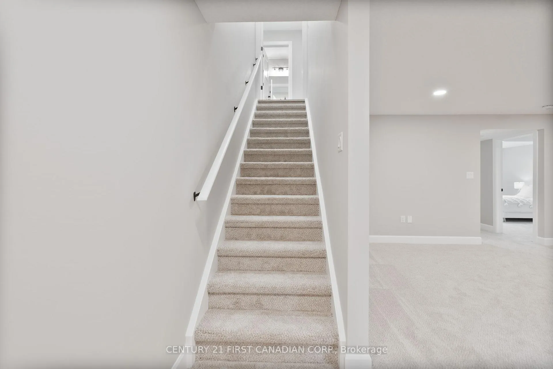 Photo 25 of 21 Hamilton Street, North Middlesex, Ailsa Craig — HOMEH