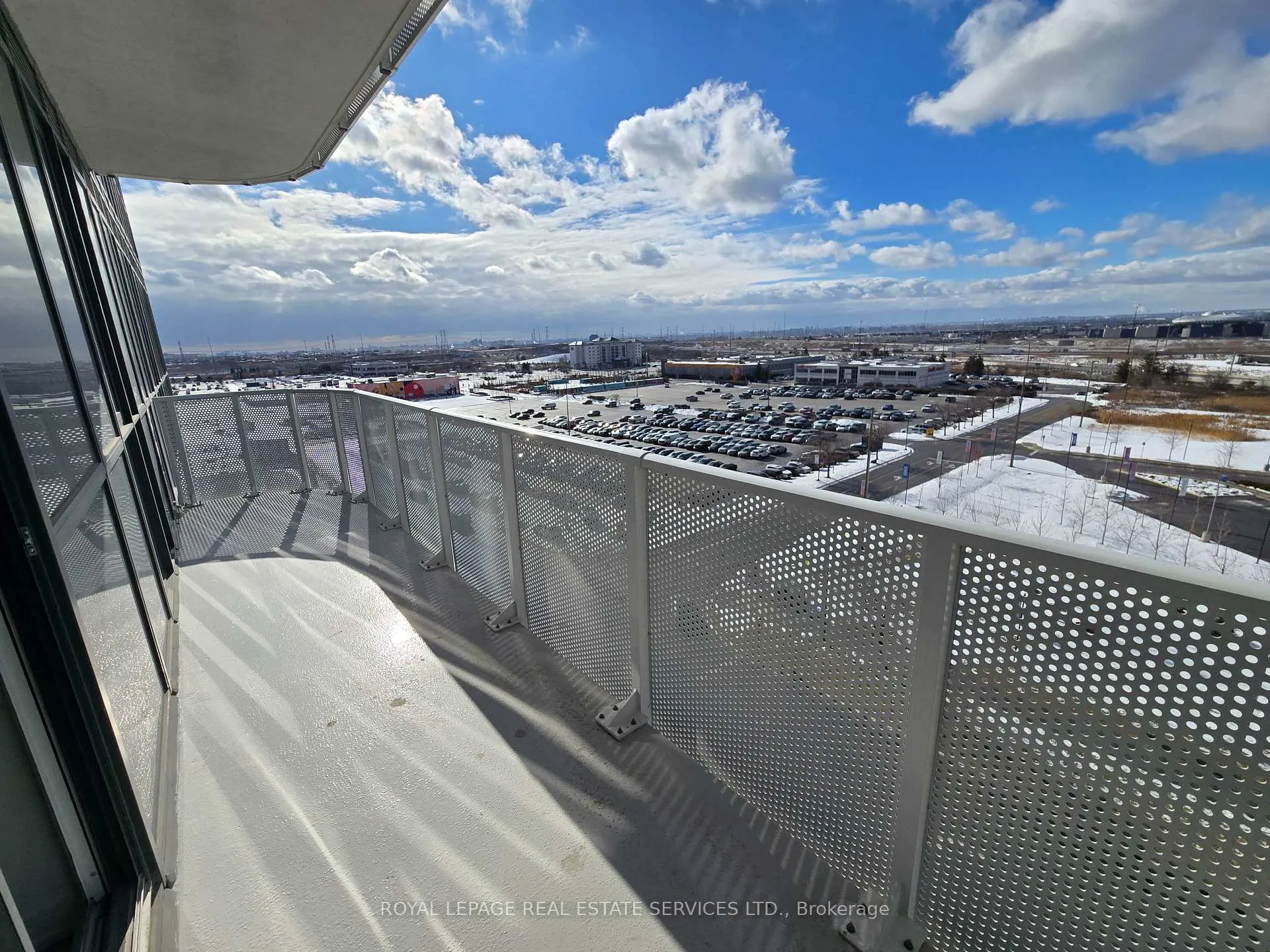 Photo 22 of Unit 807, 195 Commerce Street W, Vaughan, Vaughan Corporate Centre — HOMEH