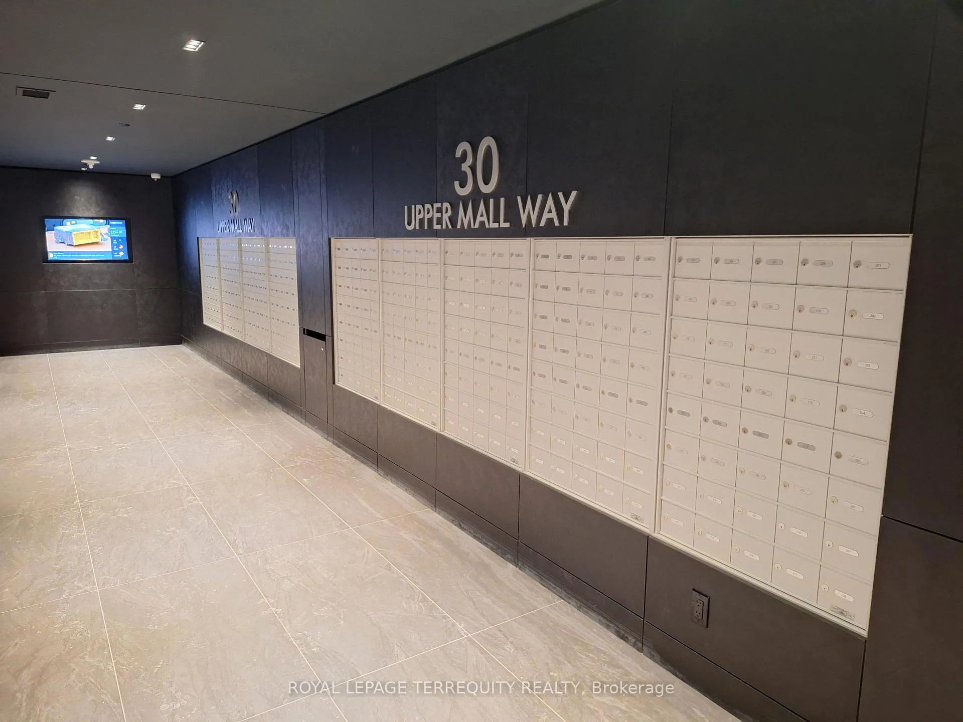 Photo 19 of Unit 411A, 30 Upper Mall Way, Vaughan, Brownridge — HOMEH