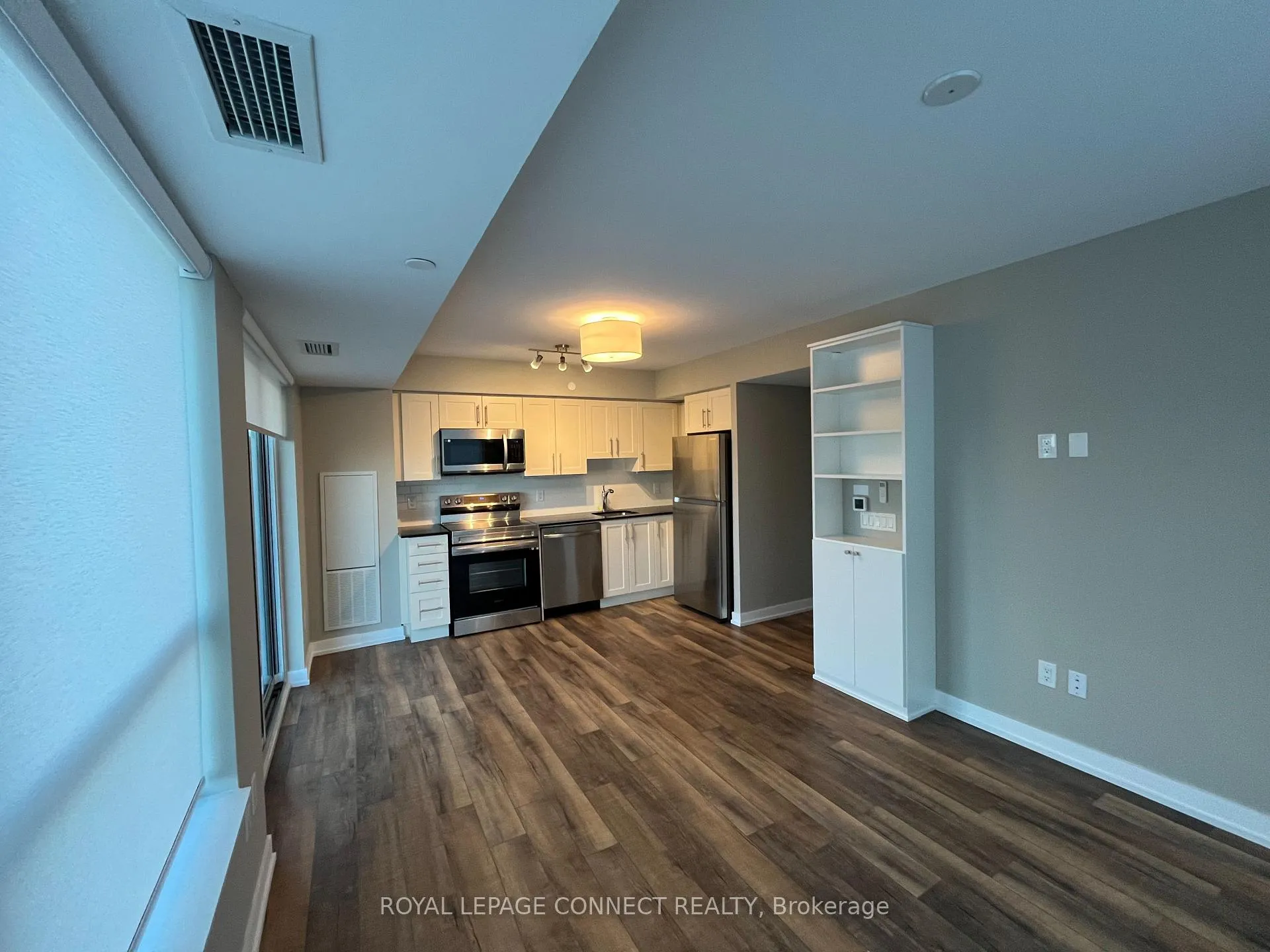 Photo 5 of Unit 1112, 1480 Bayly Street, Pickering, Liverpool — HOMEH