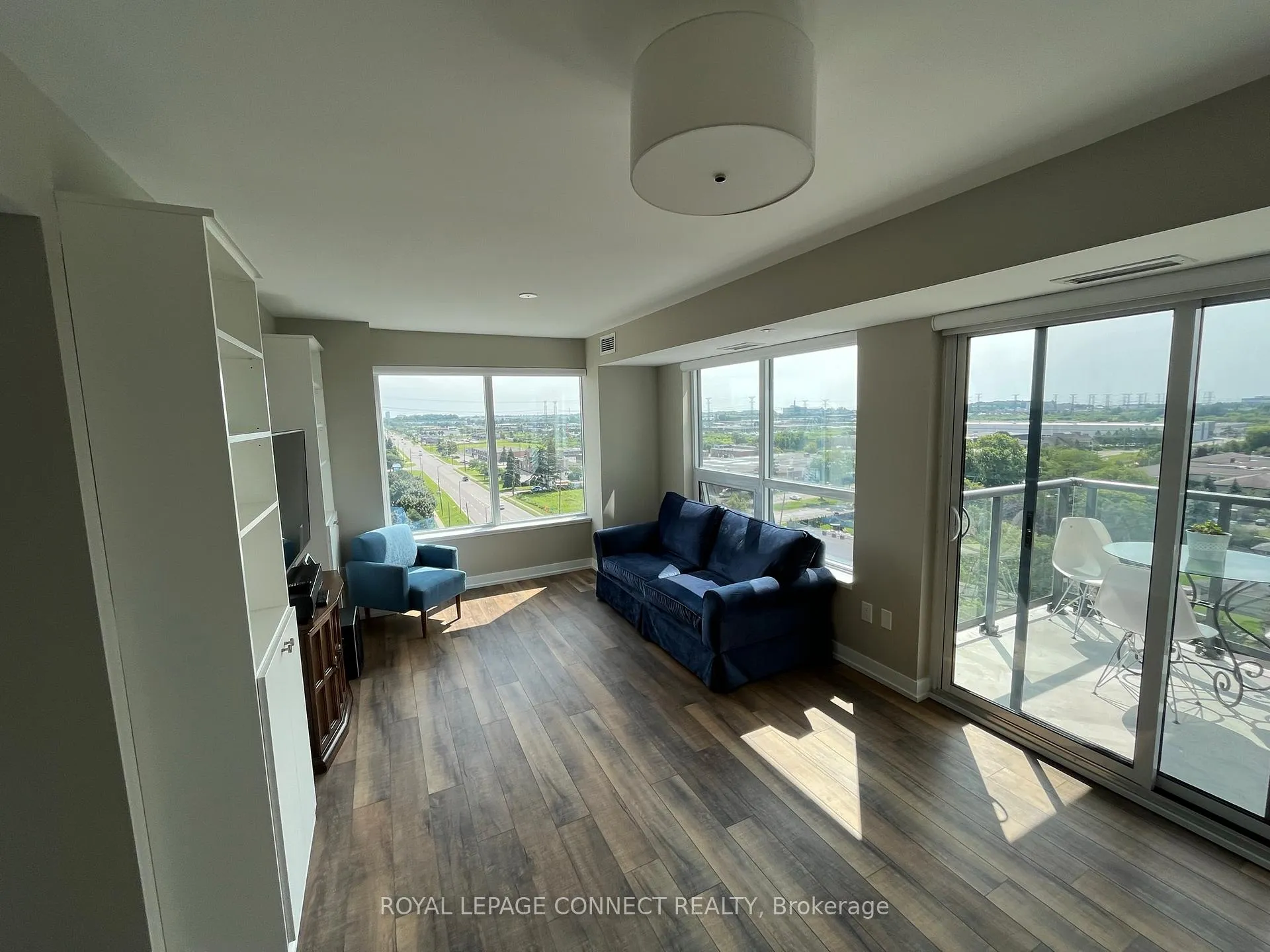 Photo 8 of Unit 1112, 1480 Bayly Street, Pickering, Liverpool — HOMEH