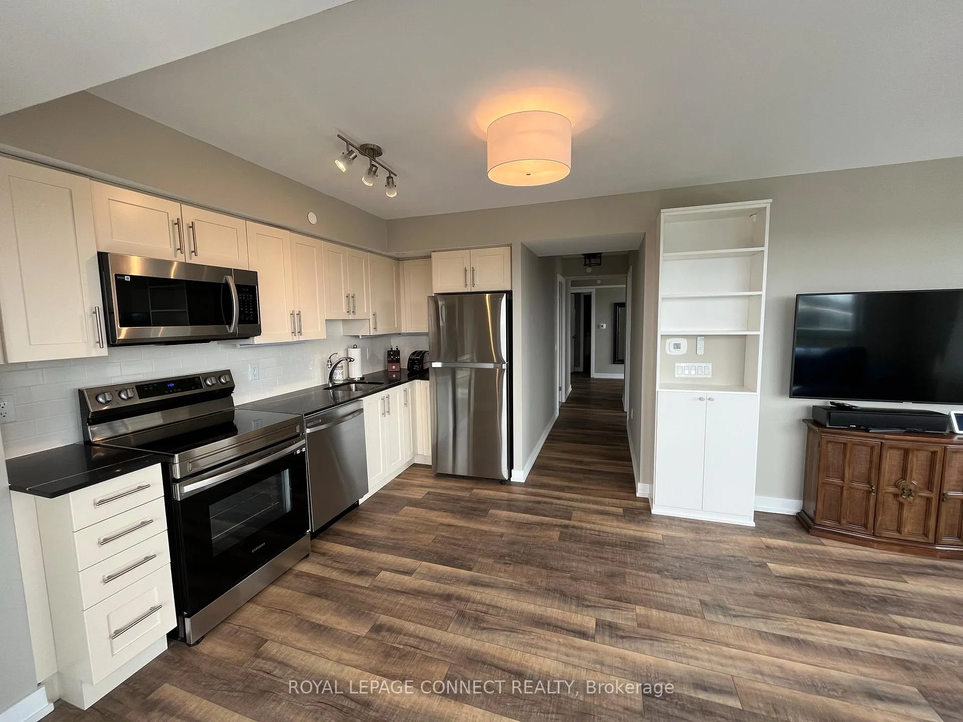 Photo 14 of Unit 1112, 1480 Bayly Street, Pickering, Liverpool — HOMEH