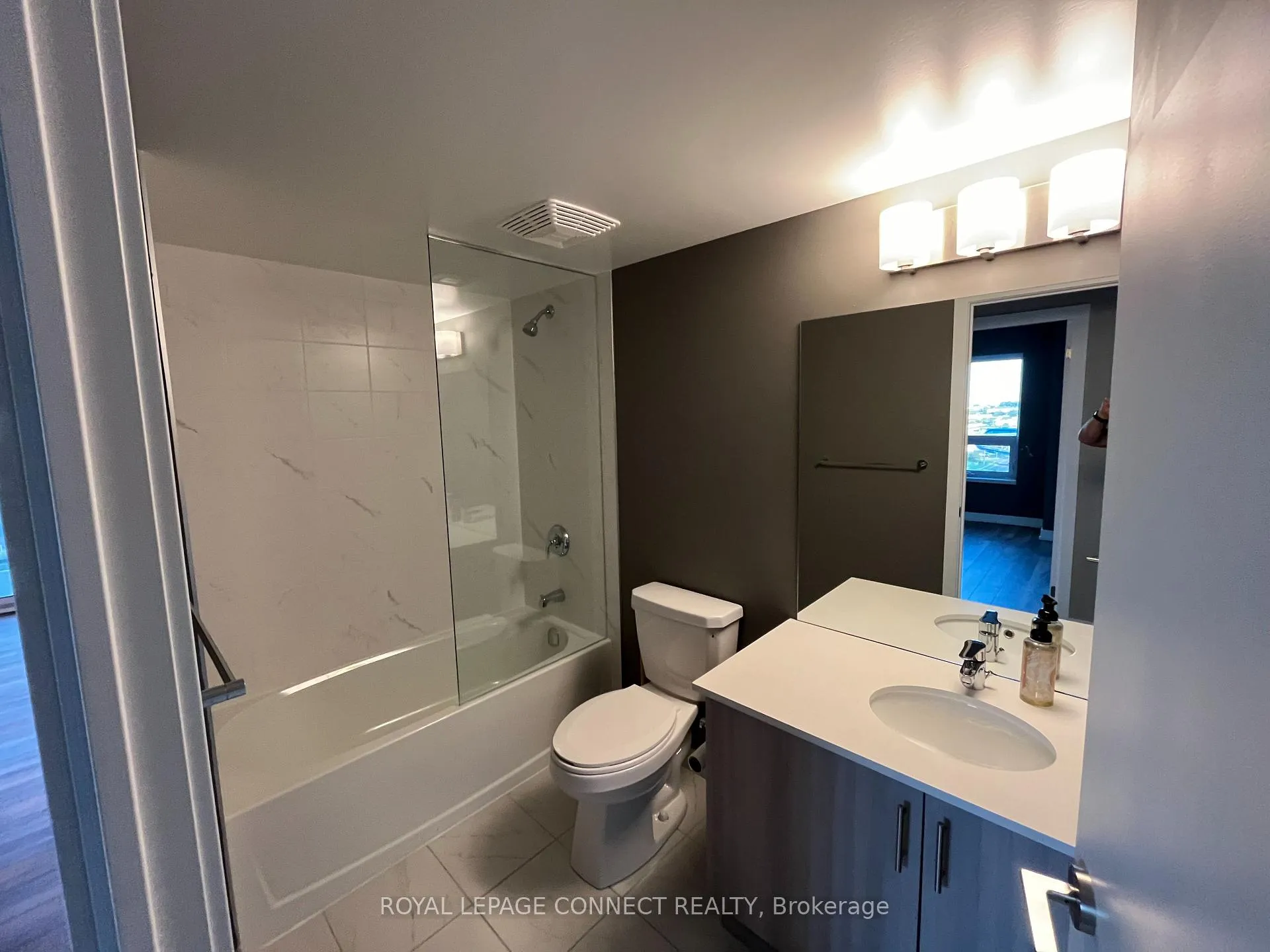 Photo 27 of Unit 1112, 1480 Bayly Street, Pickering, Liverpool — HOMEH