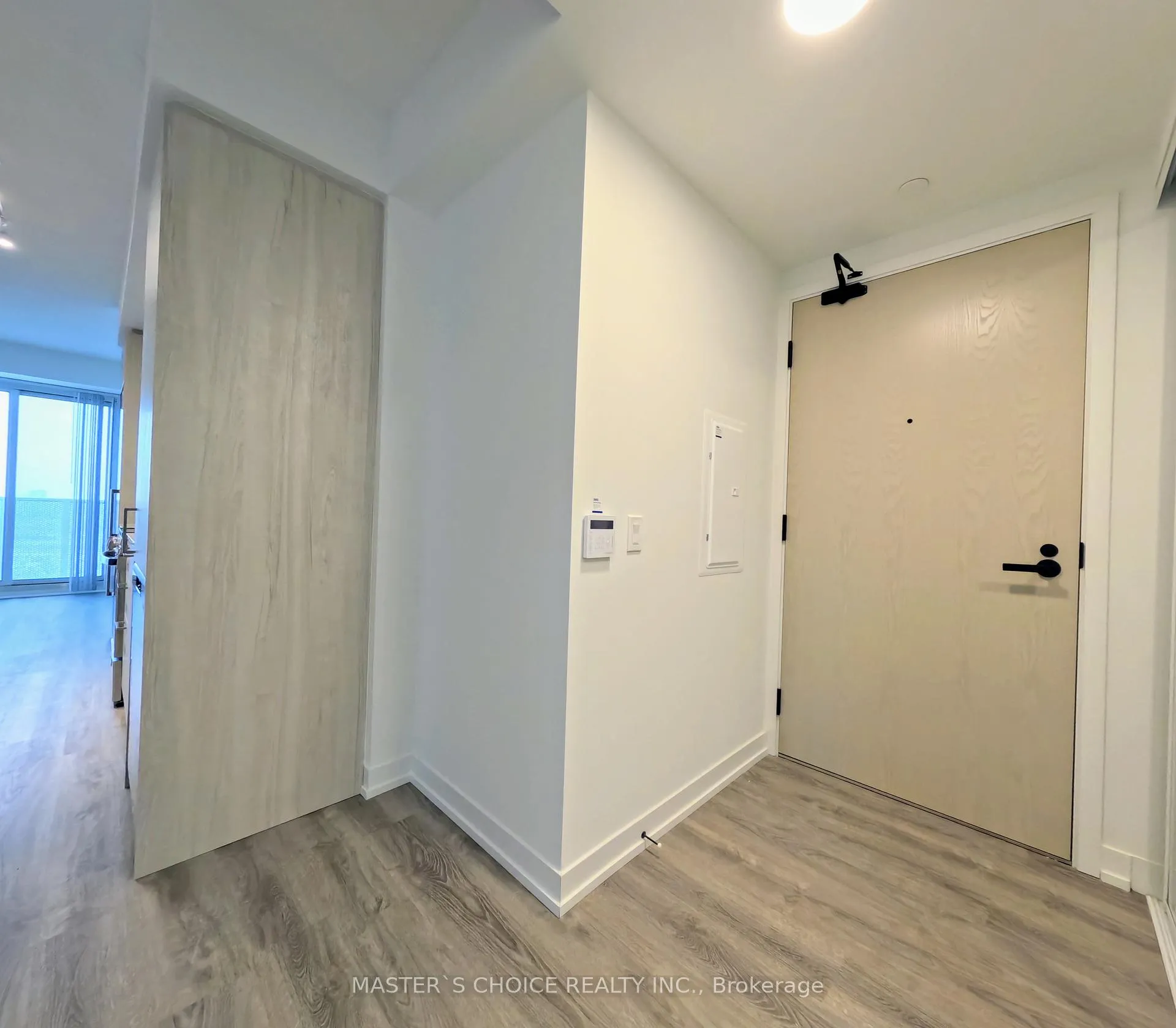Photo 4 of Unit 1803, 195 Commerce Street, Vaughan, Vaughan Corporate Centre — HOMEH