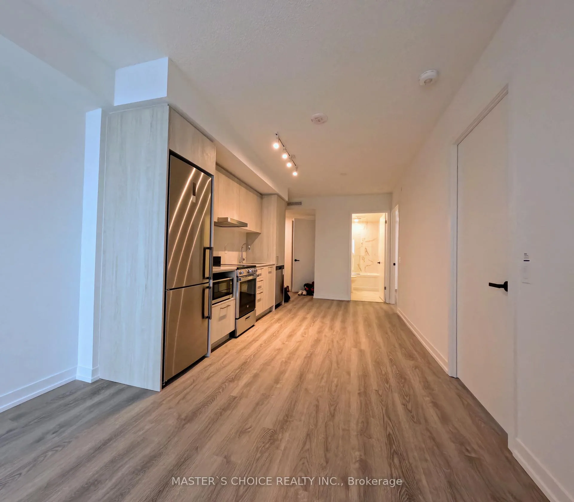 Photo 6 of Unit 1803, 195 Commerce Street, Vaughan, Vaughan Corporate Centre — HOMEH