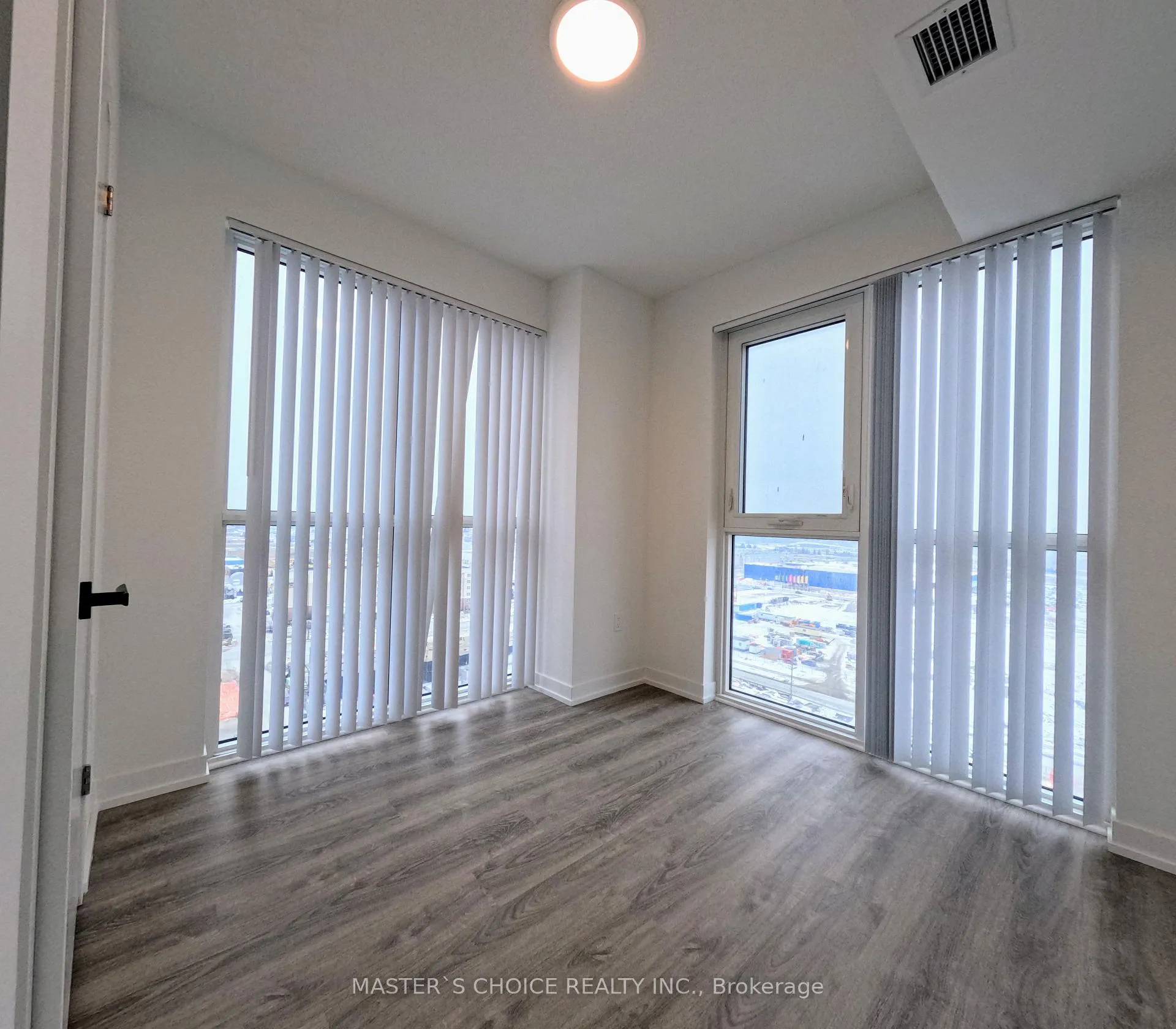 Photo 12 of Unit 1803, 195 Commerce Street, Vaughan, Vaughan Corporate Centre — HOMEH