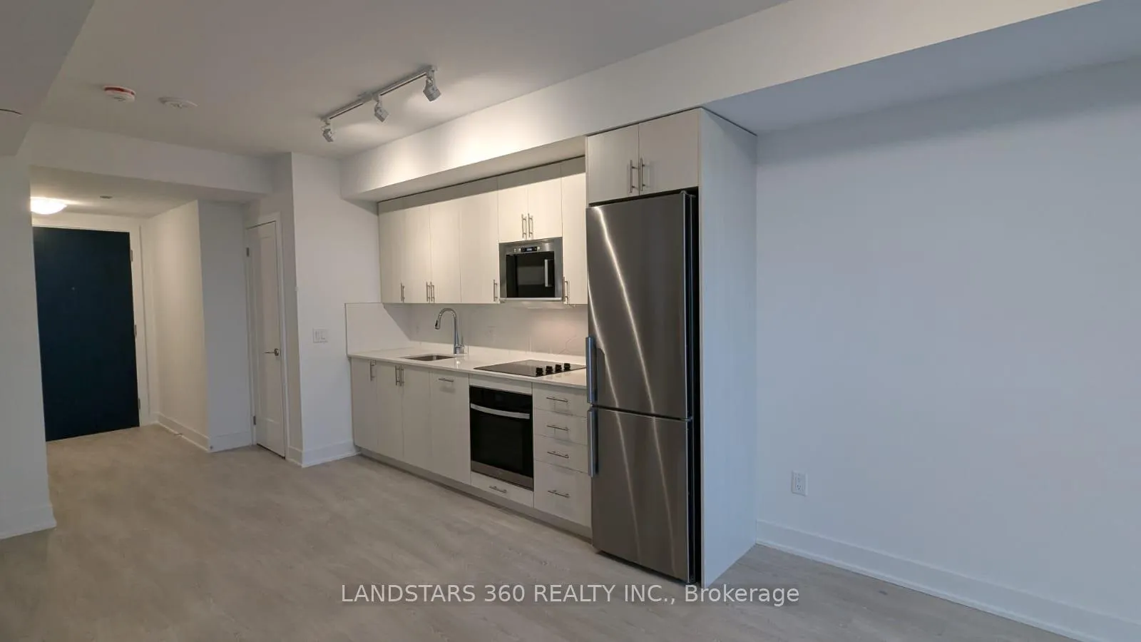 Photo 11 of Unit 619, 2545 Simcoe Street N, Oshawa, Windfields — HOMEH